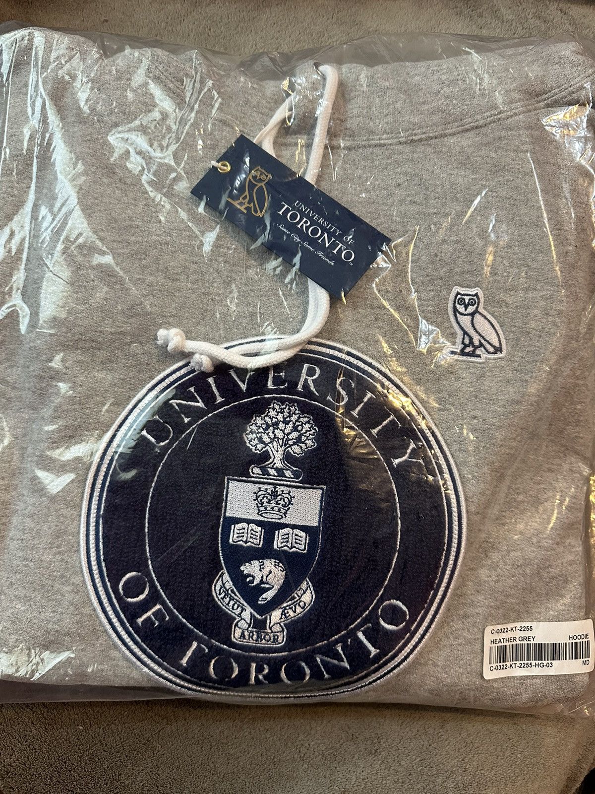 October's Very Own OVO x U of T University of Toronto Hoodie Grey size medium Size US M / EU 48-50 / 2 - 1 Thumbnail