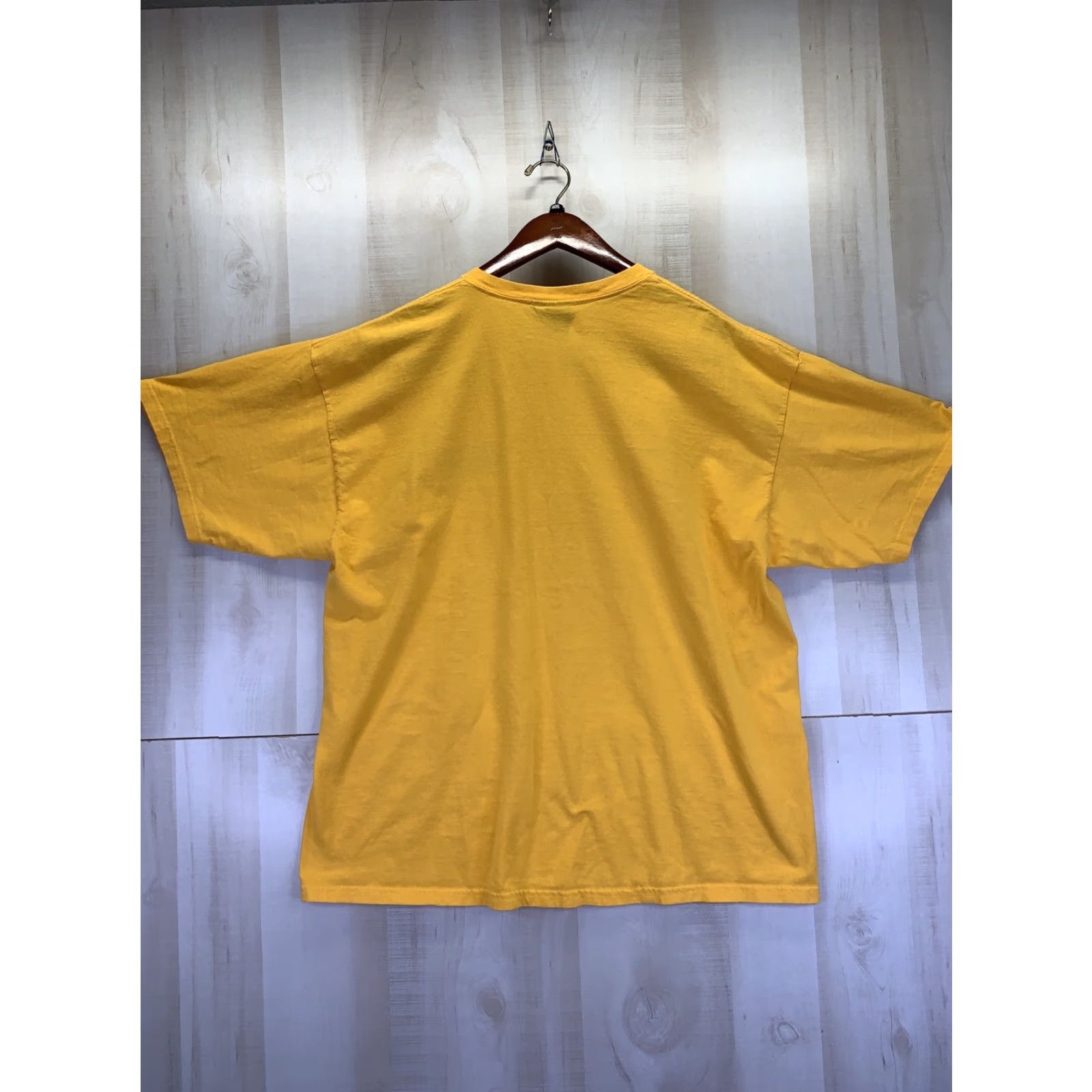 Vintage VINTAGE Steve & Barry’s Michigan Embroidered Yellow Mens T Shirt 2XL-9129 Size US XXL / EU 58 / 5 - 6 Thumbnail
