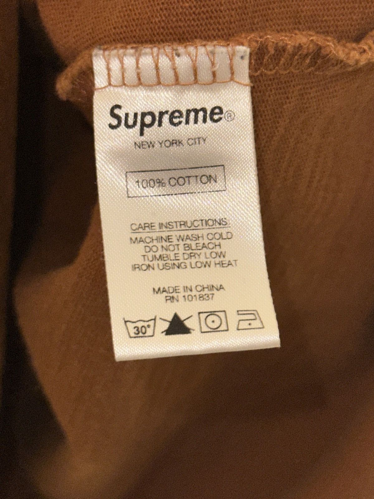 Supreme Supreme Nouveau Logo Tee Size US L / EU 52-54 / 3 - 4 Thumbnail