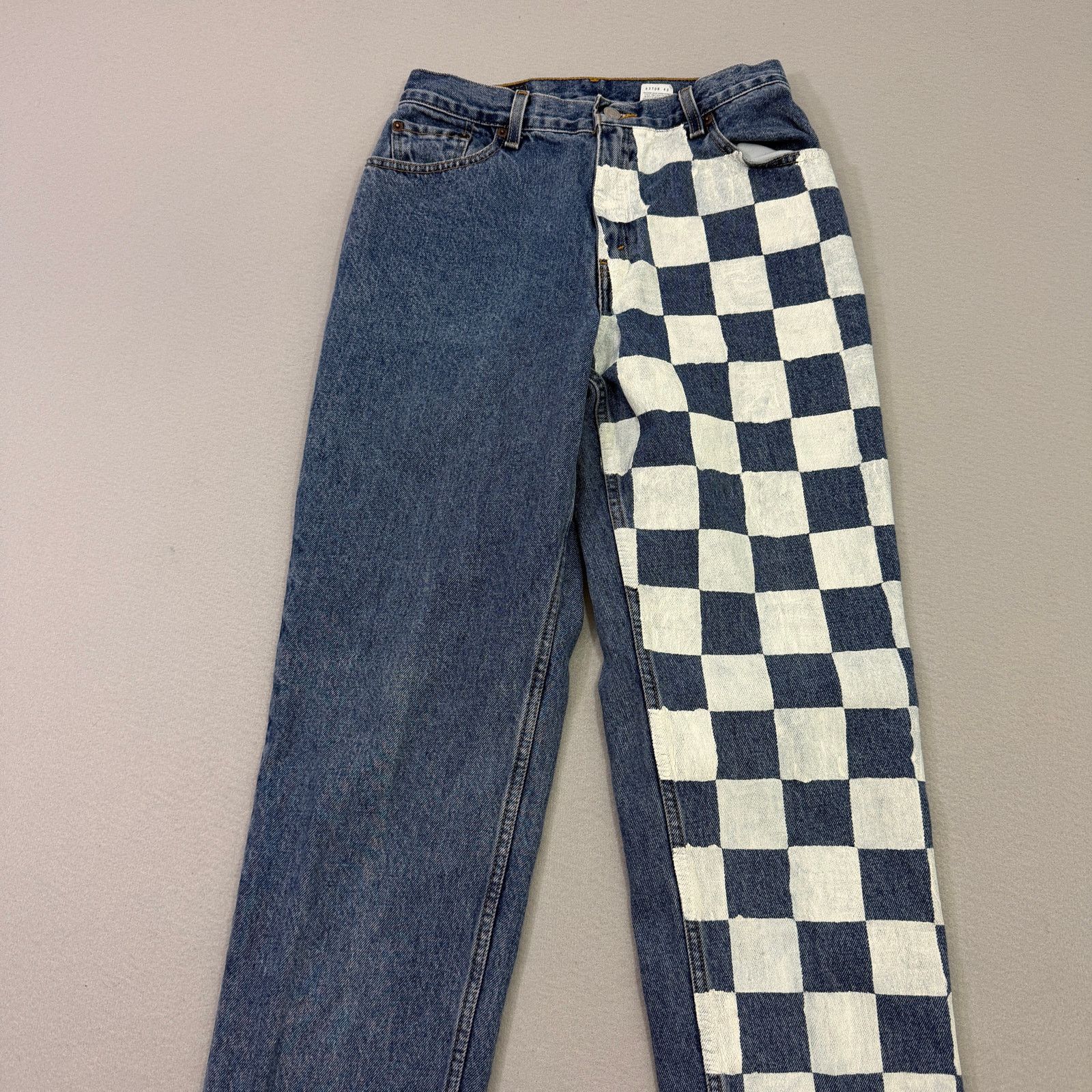 Levi's Vintage Levis 550 Jeans Womens 10 Mis L Relaxed Tapered Leg Size 32" / US 10 / IT 46 - 2 Thumbnail