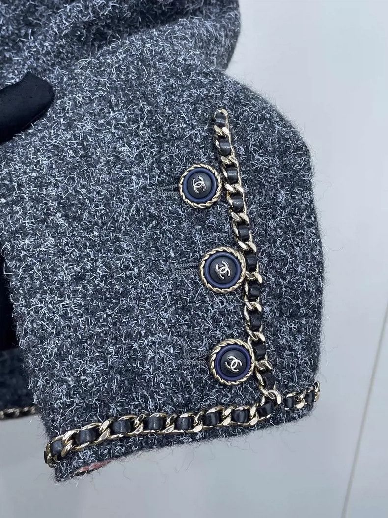 Chanel Chanel Gray Classic Four Pocket Jacket -2505 Size US L / EU 52-54 / 3 - 3 Thumbnail