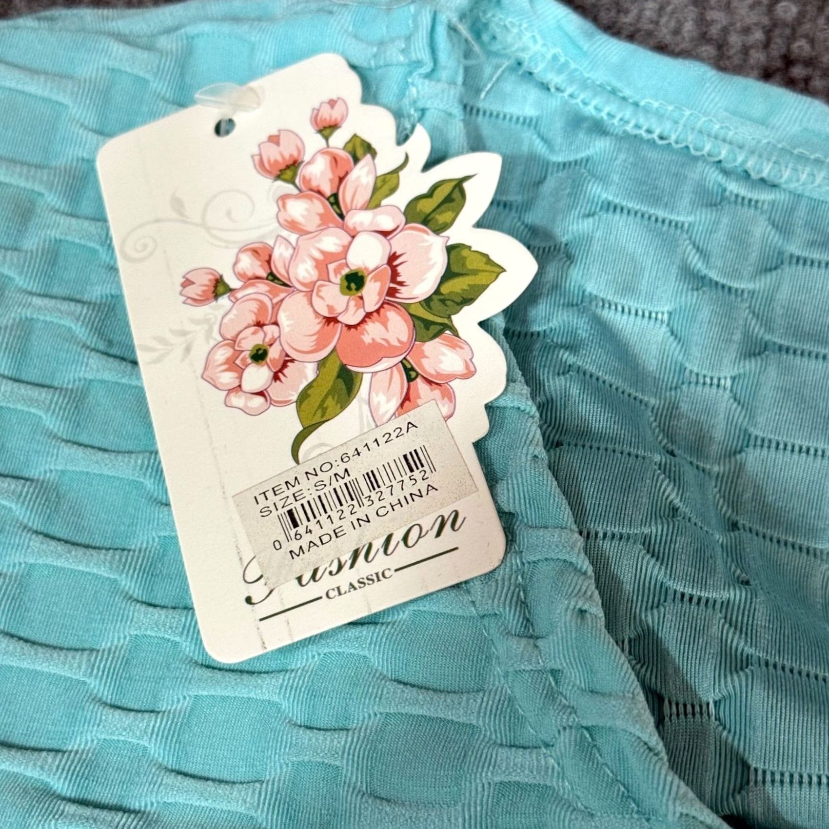 Vintage Honeycomb Bubble Knit Crop Top S/M Texture Ruched Y2K Fairycore Pastel Blue Cotton Blend Slim V-Neck Short Sleeve Cropped Tank Casual Women's Shirt Size S / US 4 / IT 40 - 5 Thumbnail