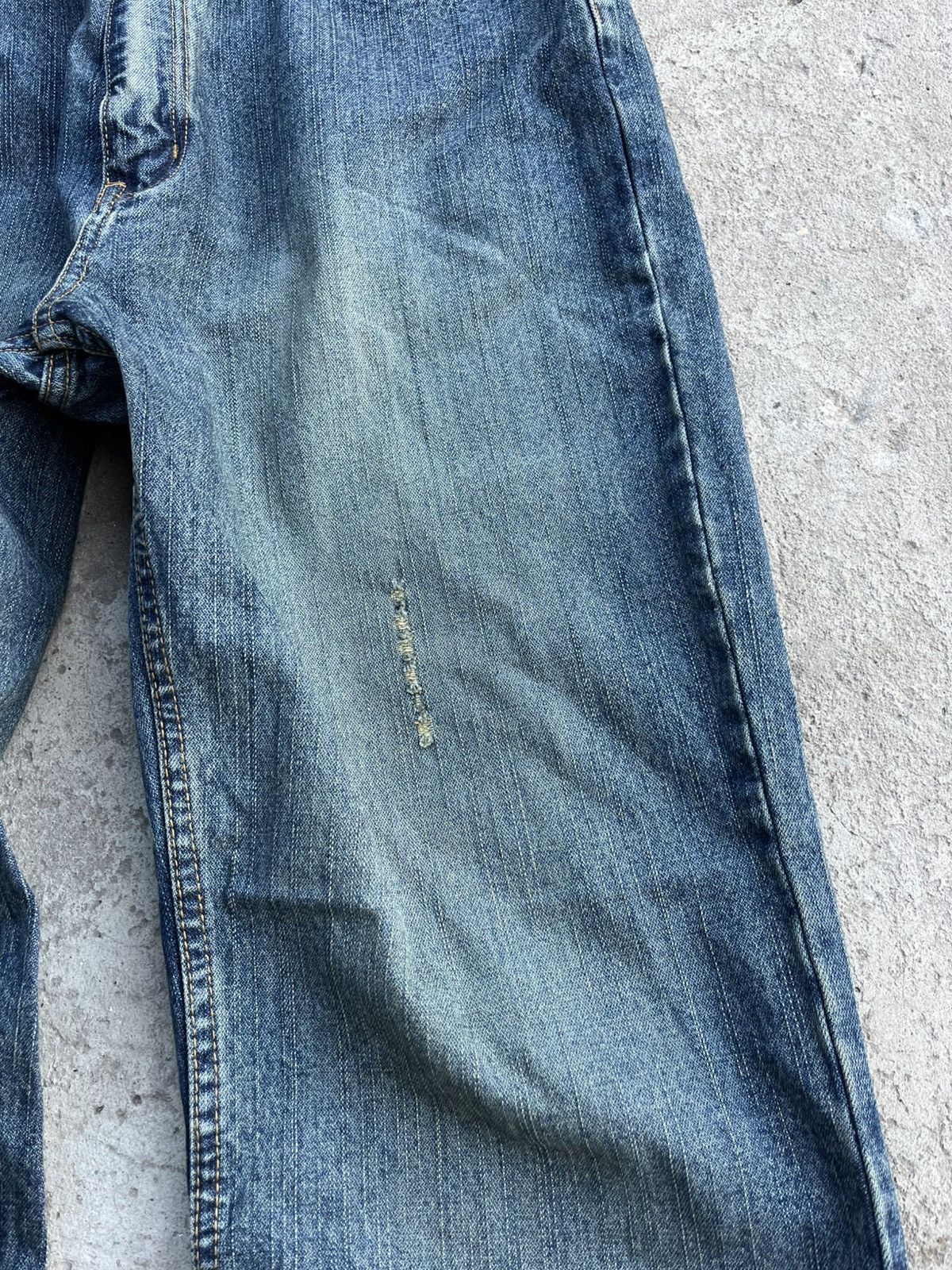 If Six Was Nine × Japanese Brand × Le Grande Bleu (L.G.B.) Vintage Faded Distressed Rick Owens Style Y2K Jeans Denim Size US 34 / EU 50 - 9 Thumbnail