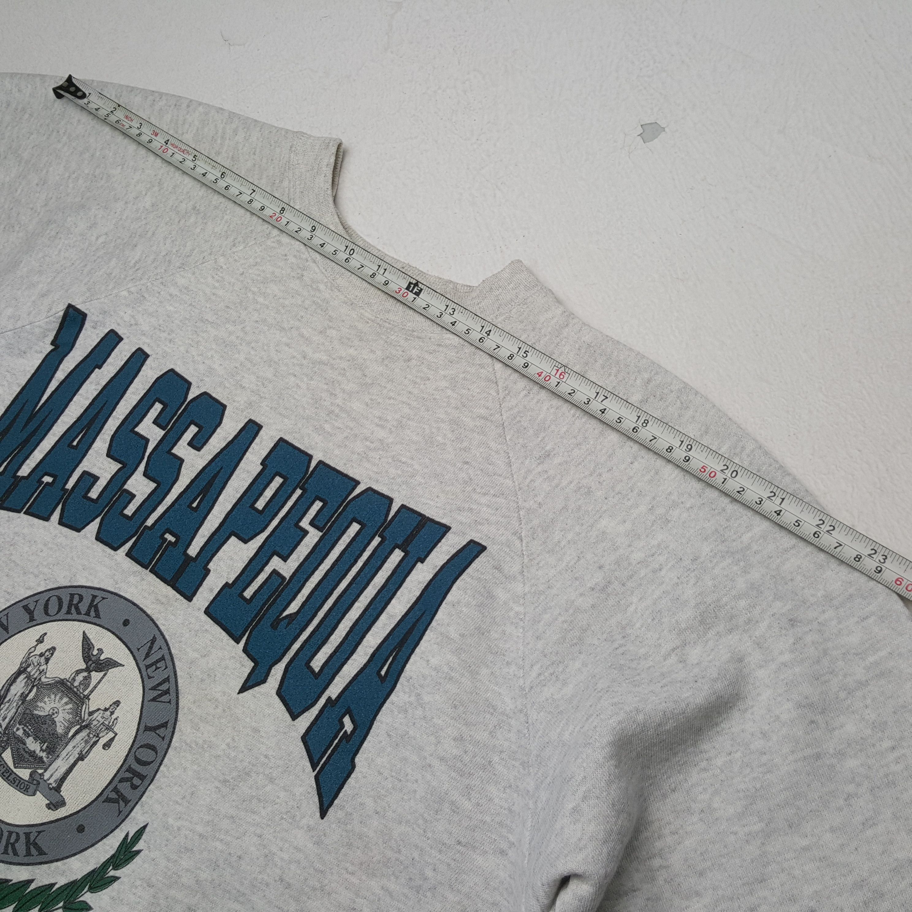 Vintage Vintage MASSAPEQUA NEW YORK American City Promo Sweatshirts Size US L / EU 52-54 / 3 - 4 Thumbnail