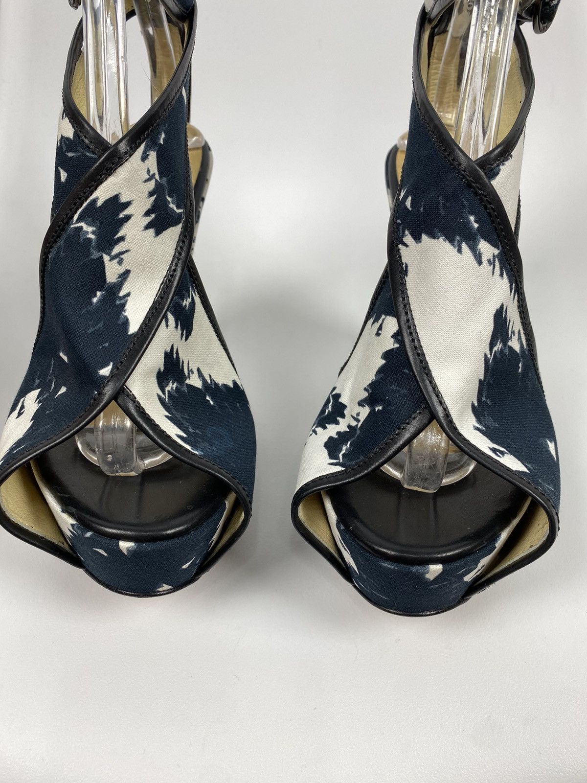 Costume National CNC Costume National Sandals Wedges Printed size 37 Size US 7 / IT 37 - 6 Thumbnail