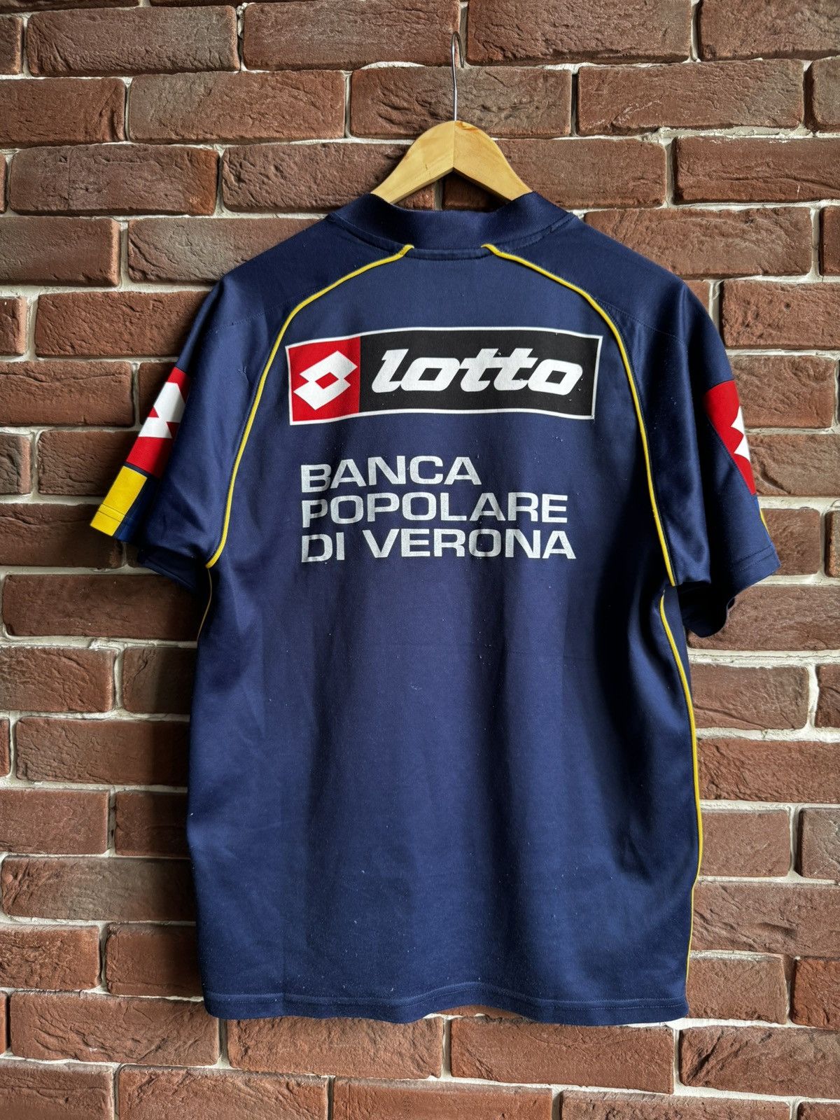 Vintage Lotto Chievo Verona vintage Italy soccer football jersey Size US S / EU 44-46 / 1 - 2 Thumbnail