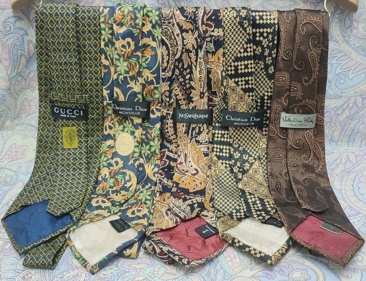 Gucci Luxury Designer Silk Tie Bundle Size ONE SIZE - 2 Thumbnail