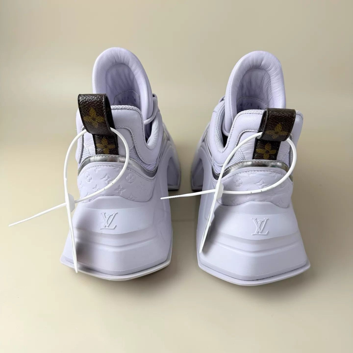Louis Vuitton LV Violet Monogram Artsy 2.0 Platform Dad Sneakers 38 Size US 7.5 / IT 37.5 - 3 Thumbnail