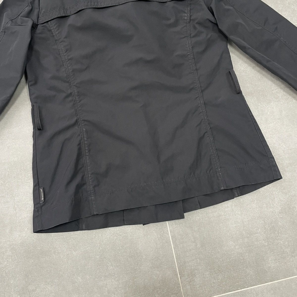 Moncler Authentic Moncler Nerine Women Jacket Size 3 (M) Size M / US 6-8 / IT 42-44 - 24 Thumbnail