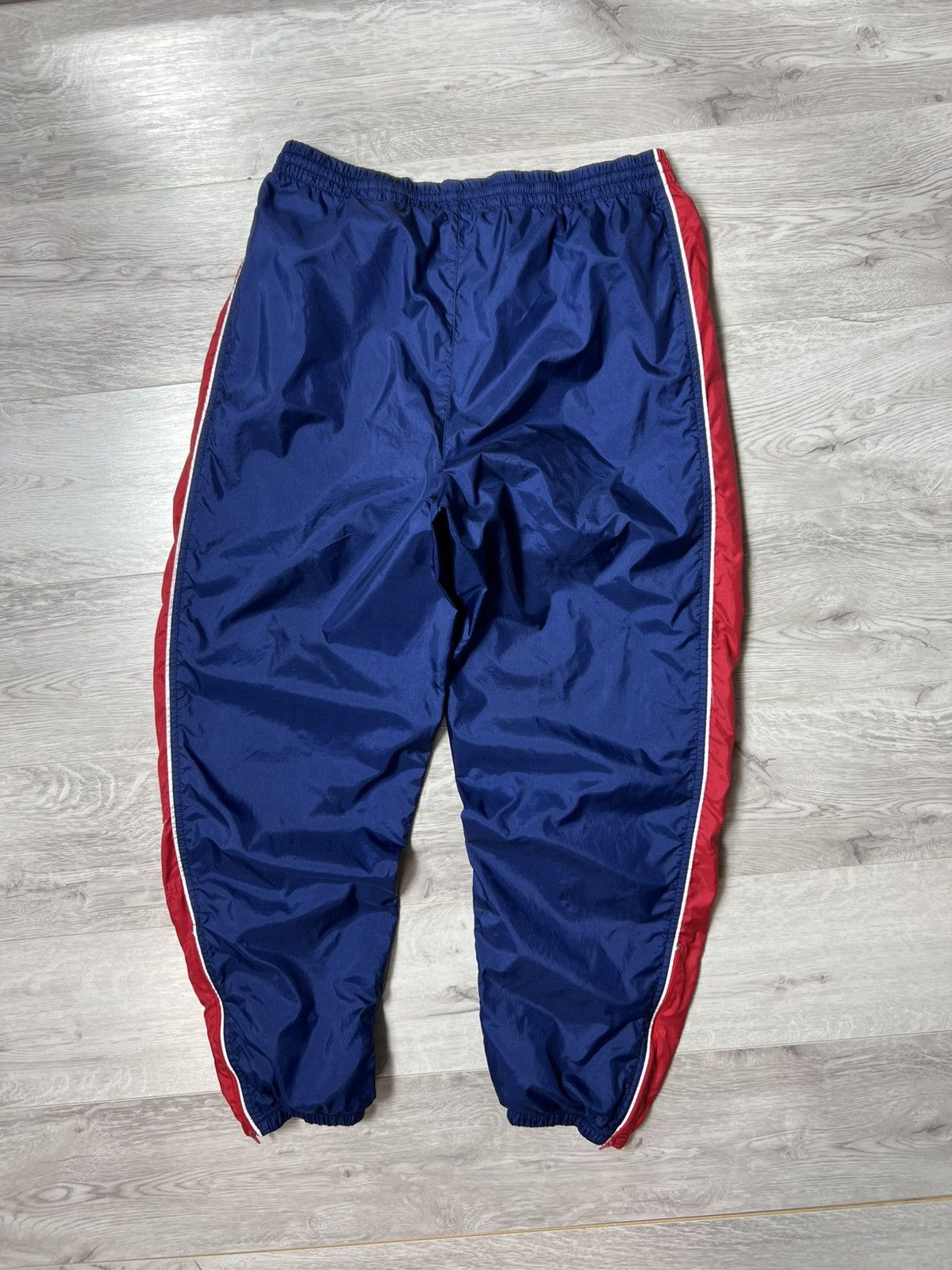 Nike 90s Vintage Nike Drill Nylon Track Suit Embroidered Big Logo Size US L / EU 52-54 / 3 - 19 Thumbnail