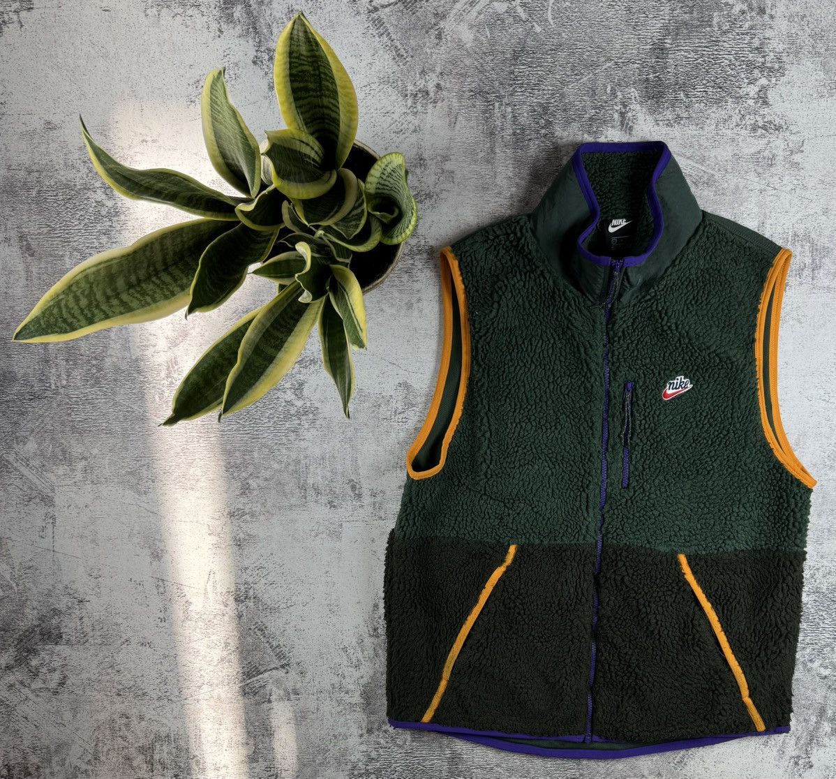 Nike Nike Green Sherpa Vest Zip Sportswear Fleece Y2K Polar Men’s M Size Jacket Winderbreaker Size US L / EU 52-54 / 3 - 1 Thumbnail