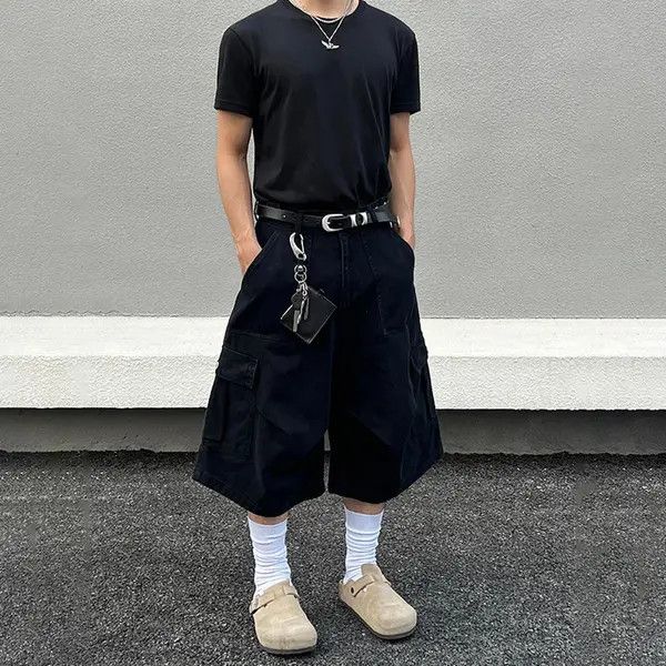 Jean VIBE Black Cargo Shorts with Belt Size US 32 / EU 48 - 5 Thumbnail