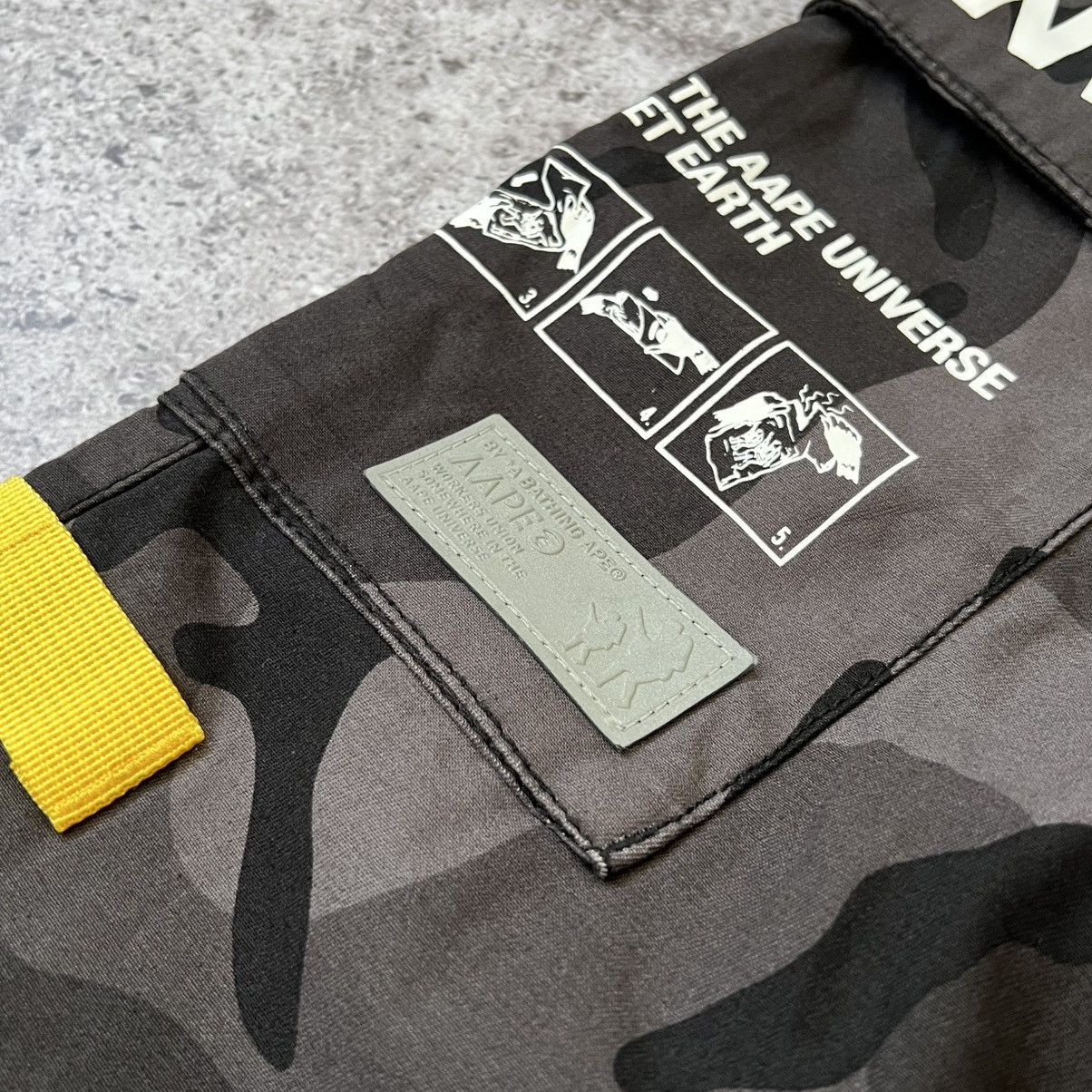 Aape AAPE By A Bathing Ape Moonface Camo Cargo Pants L Size US 33 - 3 Thumbnail