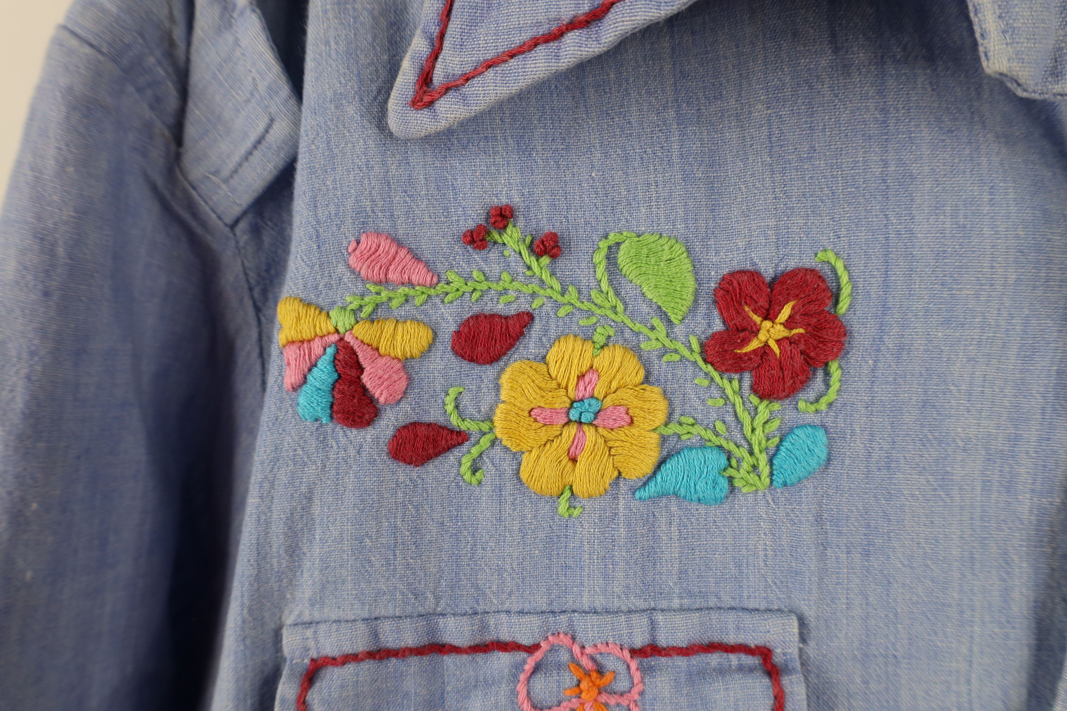 Vintage Vintage 70s Boho Chic Embroidered Military Button Shirt Size L / US 10 / IT 46 - 4 Thumbnail
