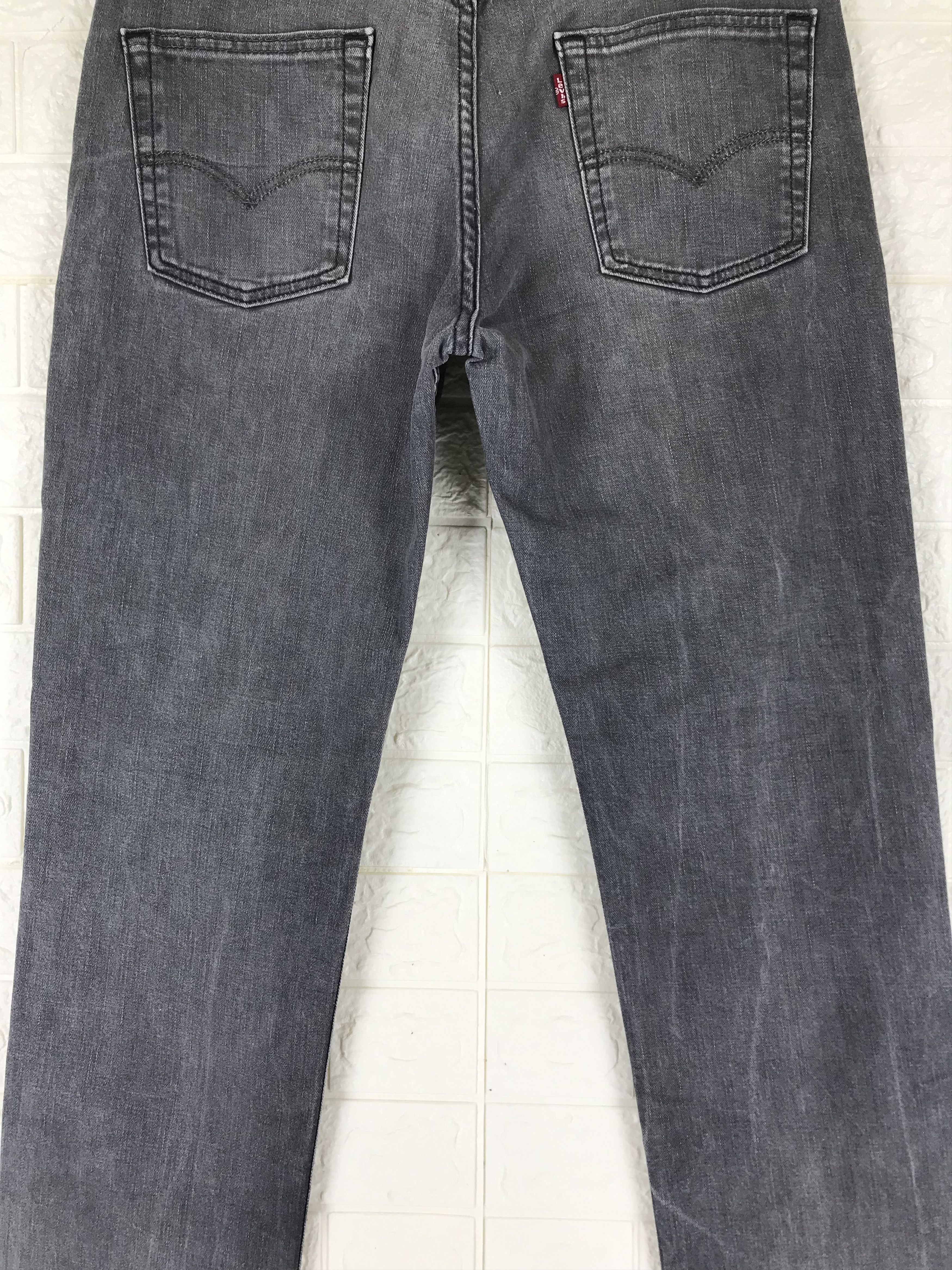 Levi's Vintage Levi's 514 Faded Black Jeans Straight Fit Denim Size US 34 / EU 50 - 7 Thumbnail