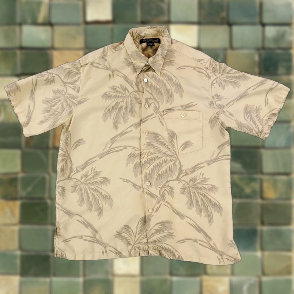Tori Richard Tori Richard Camp Shirt Mens L Silk Yellow Hawaiian Palm Trees Short Sleeve Button-Up Size US L / EU 52-54 / 3 - 1 Thumbnail