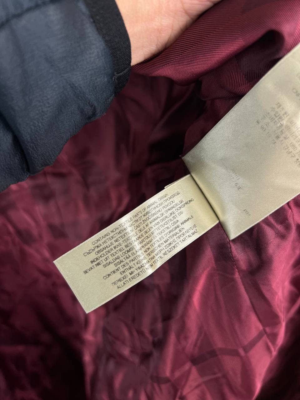 Burberry Burberry Garnet Double Breasted Coat with Black Fur Trim UK6 Size XS / US 0-2 / IT 36-38 - 7 Thumbnail