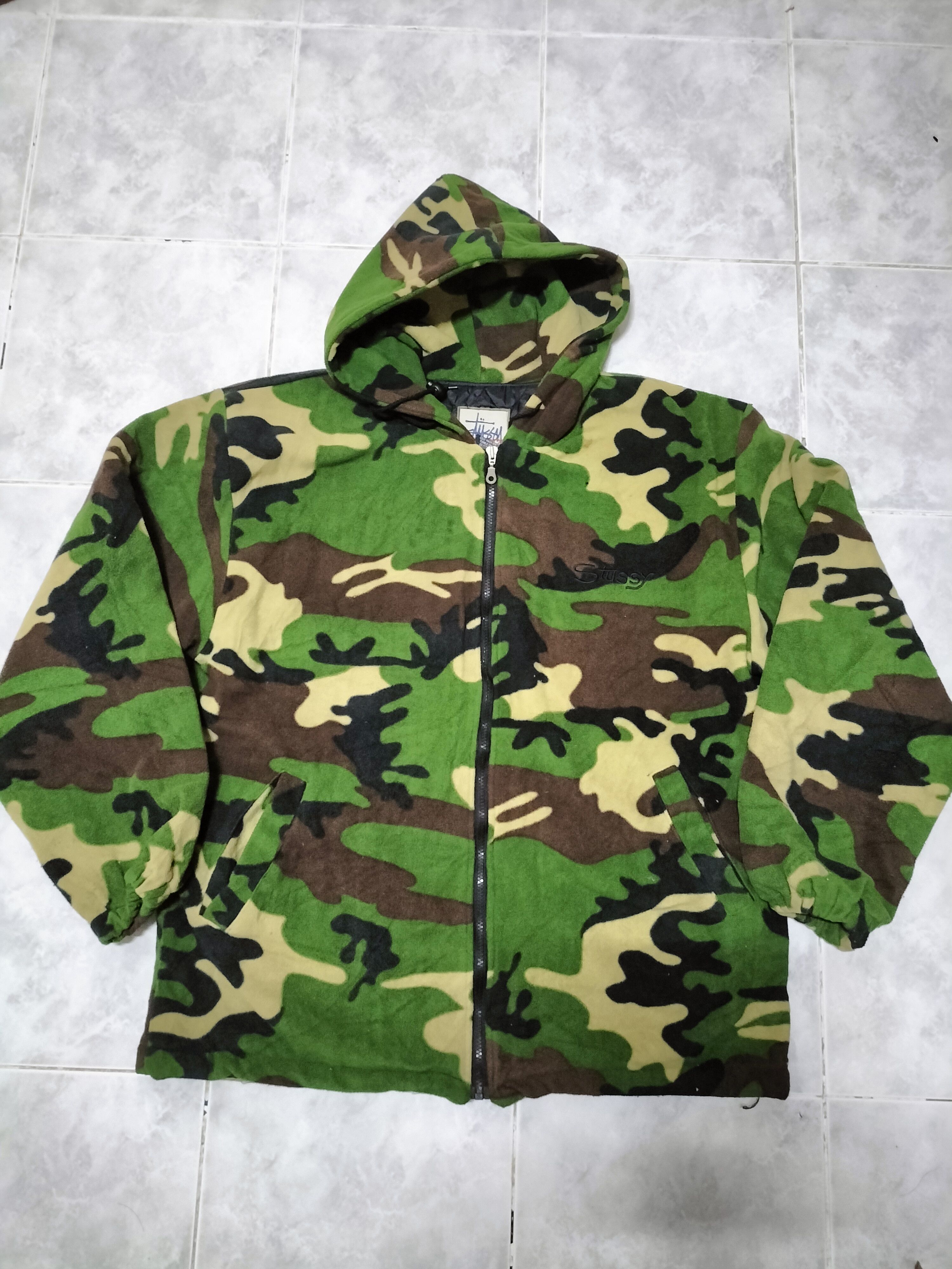 image of Vintage Stussy Gear Hoodie Fleece Puff Sweatshirt Fashion in Camo, Men's (Size Large)