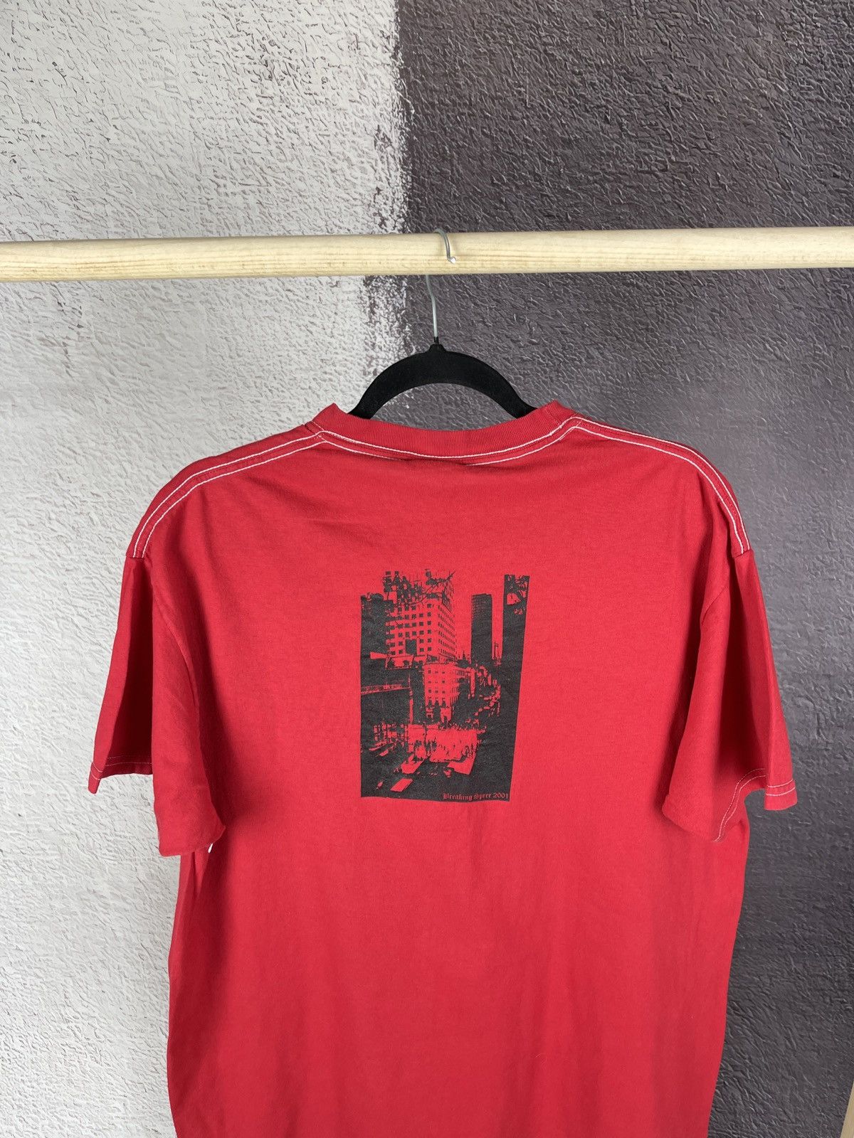 Band Tees Hanes vintage y2k Breaking Spree 2001 hype tee shirt Size US L / EU 52-54 / 3 - 11 Thumbnail