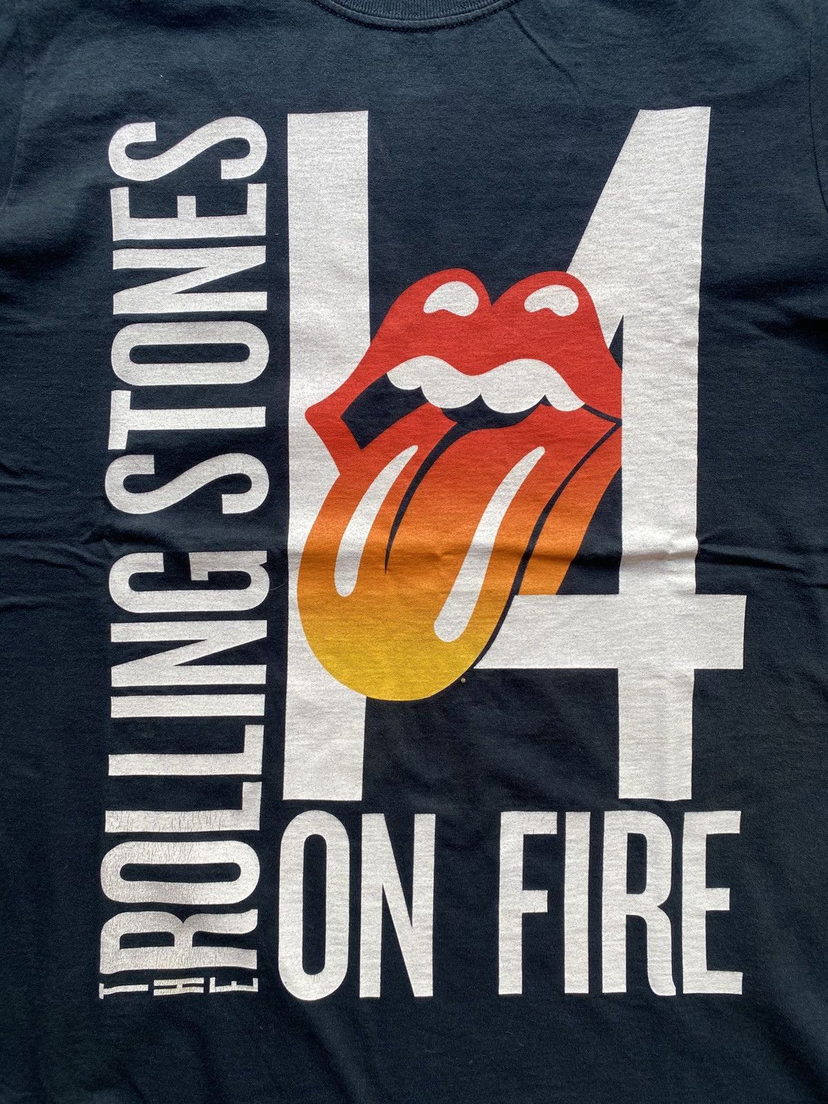 Band Tees The rolling stones 14 ON FIRE Size US M / EU 48-50 / 2 - 3 Thumbnail