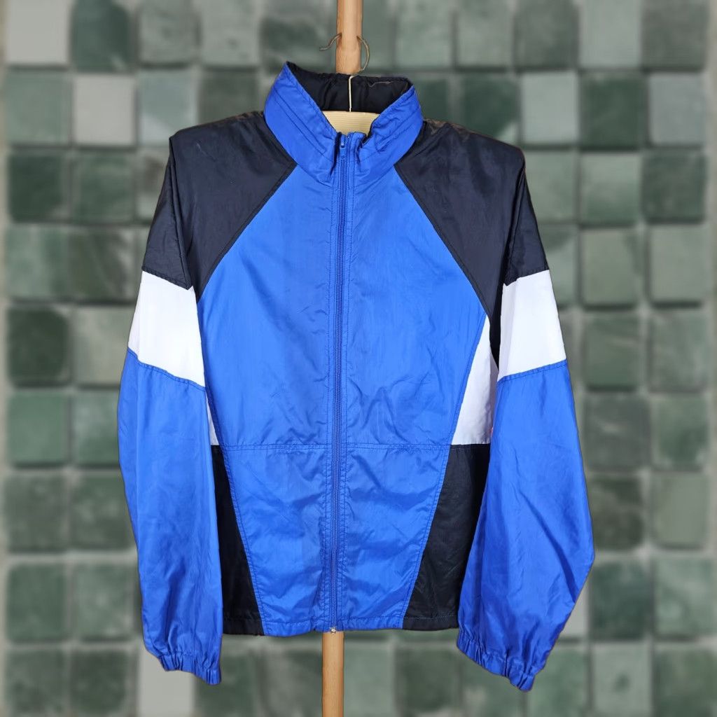 Nike VINTAGE Nike Windbreaker Jacket Windbreaker Track Top SZ LARGE Jacket Mens Blue 90s Featured Winds Breaker 23 INCH 33 INCH 28 INCH Size US L / EU 52-54 / 3 - 1 Thumbnail