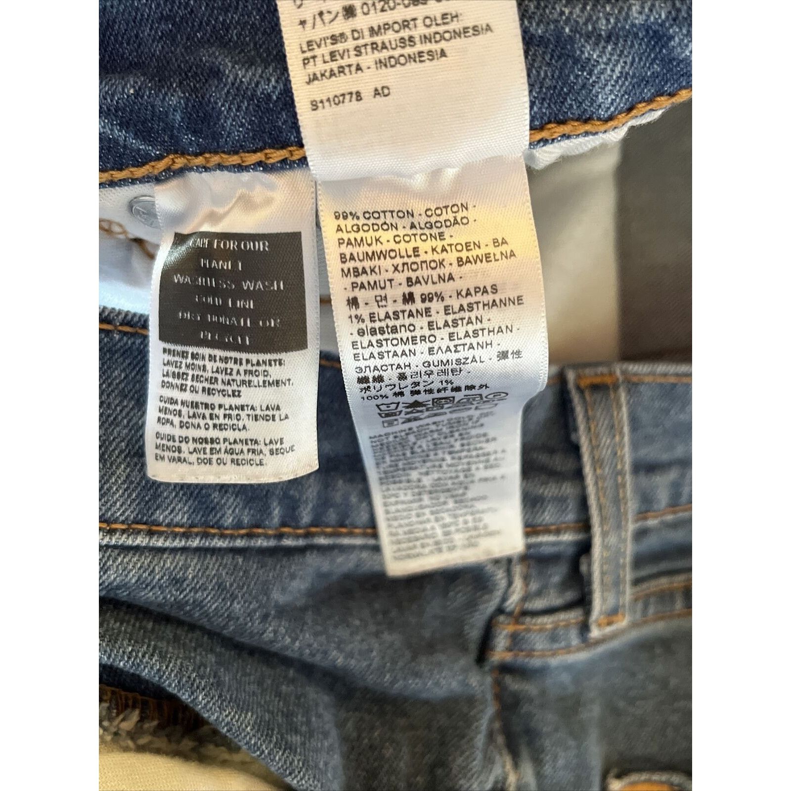 Levi's Levi's 511 Jeans Mens 34x30 Blue Slim Medium Wash Denim Y2k Size US 34 / EU 50 - 9 Thumbnail