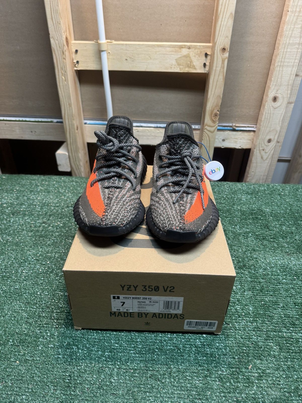 Adidas Adidas Yeezy Boost 350 Carbon Beluga Size 7 Size US 7 / EU 40 - 6 Thumbnail