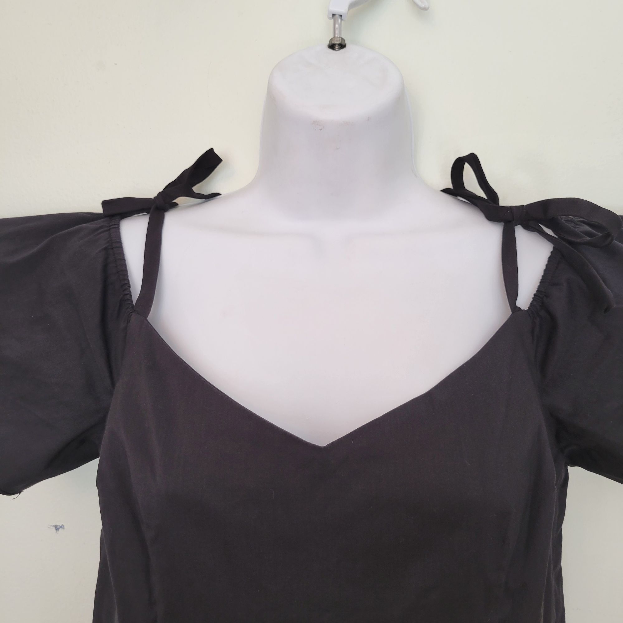 Betsey Johnson Betsey Johnson Black Midi Tea Dress 6 Off Shoulder Pockets F Size M / US 6-8 / IT 42-44 - 4 Thumbnail