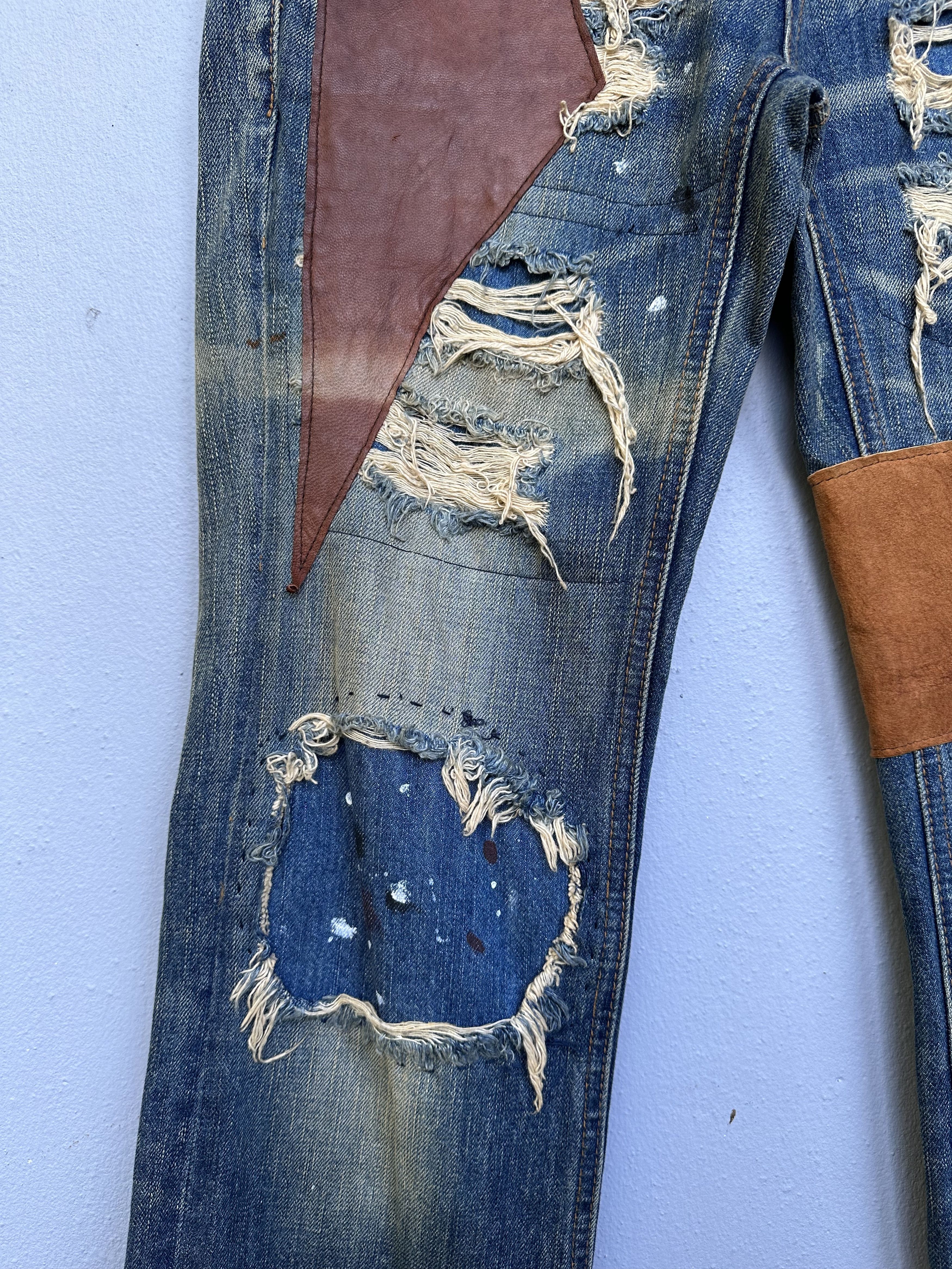 Japanese Brand Vtg Japanese Brand Bonds & Peace Rips Patchwork Denim Jeans Size US 31 - 11 Thumbnail