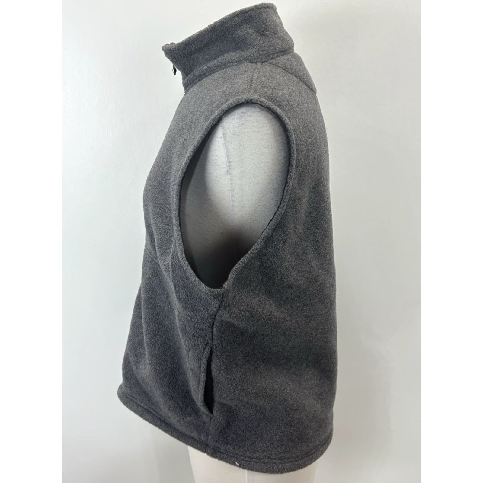 Lands' End VINTAGE Lands' End Fleece Outfit Set Vest & Pants 2-Piece Gray Women Adult Regular Size Chest 23" Inseam 26" Waist 28" 1990s Size 28" / US 6 / IT 42 - 3 Thumbnail