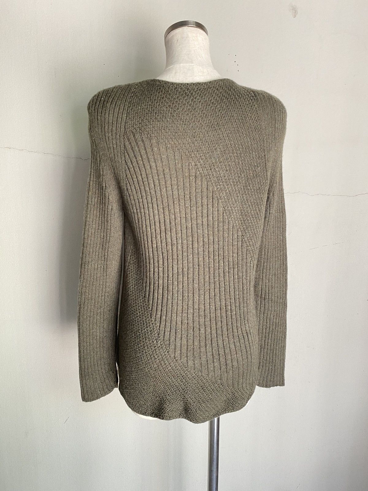 Valentino VALENTINO Olive Knit Cardigan Size ONE SIZE - 17 Thumbnail