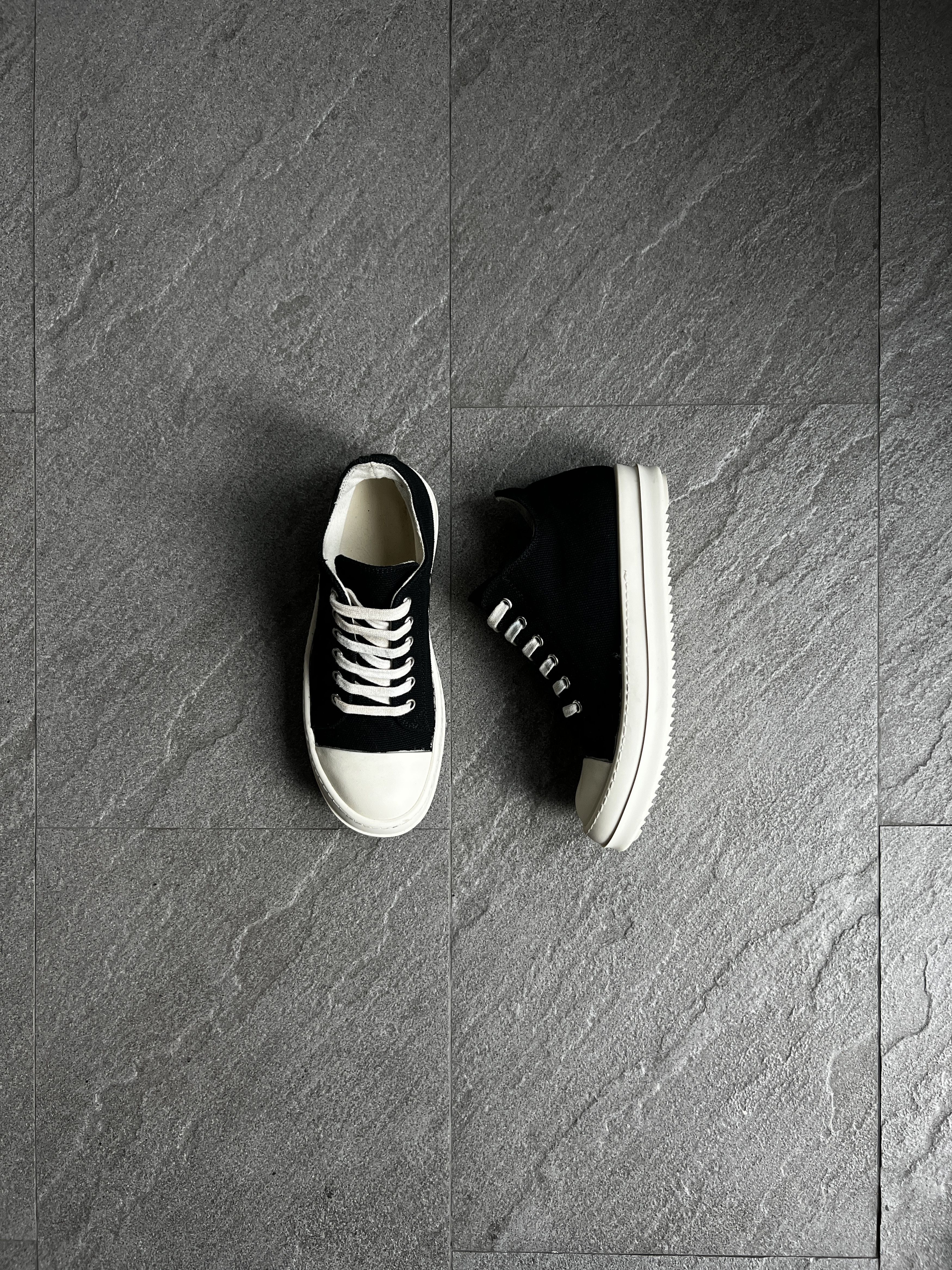Rick Owens Drkshdw Rick Owens DRKSHDW Canvas Ramones Low Black EU37 Size US 5 / EU 37 - 1 Thumbnail