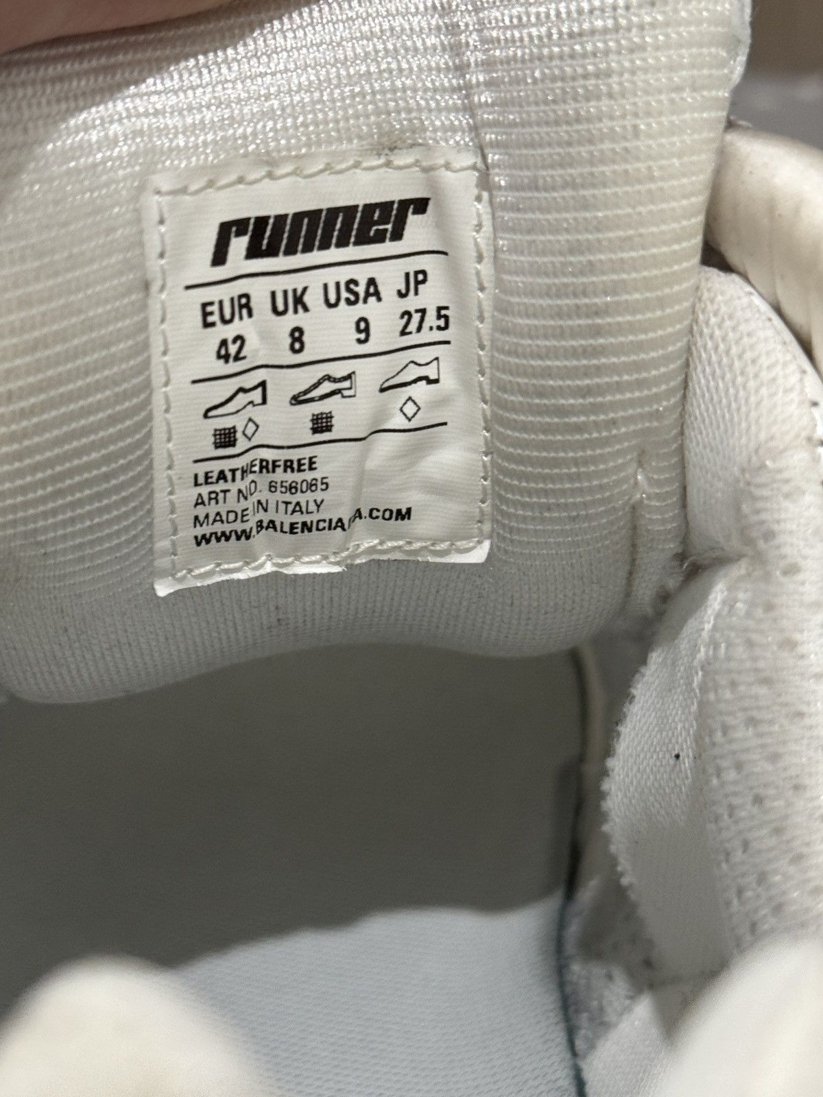 Balenciaga Balenciaga Runner Sneaker Size US 9 / EU 42 - 8 Thumbnail