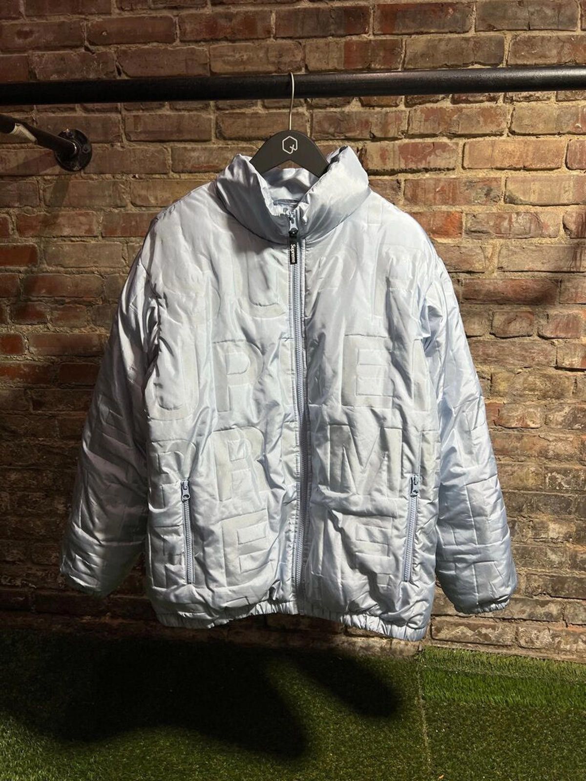 Supreme Supreme Embossed Bubble Jacket Sz. M Size ONE SIZE - 1 Thumbnail