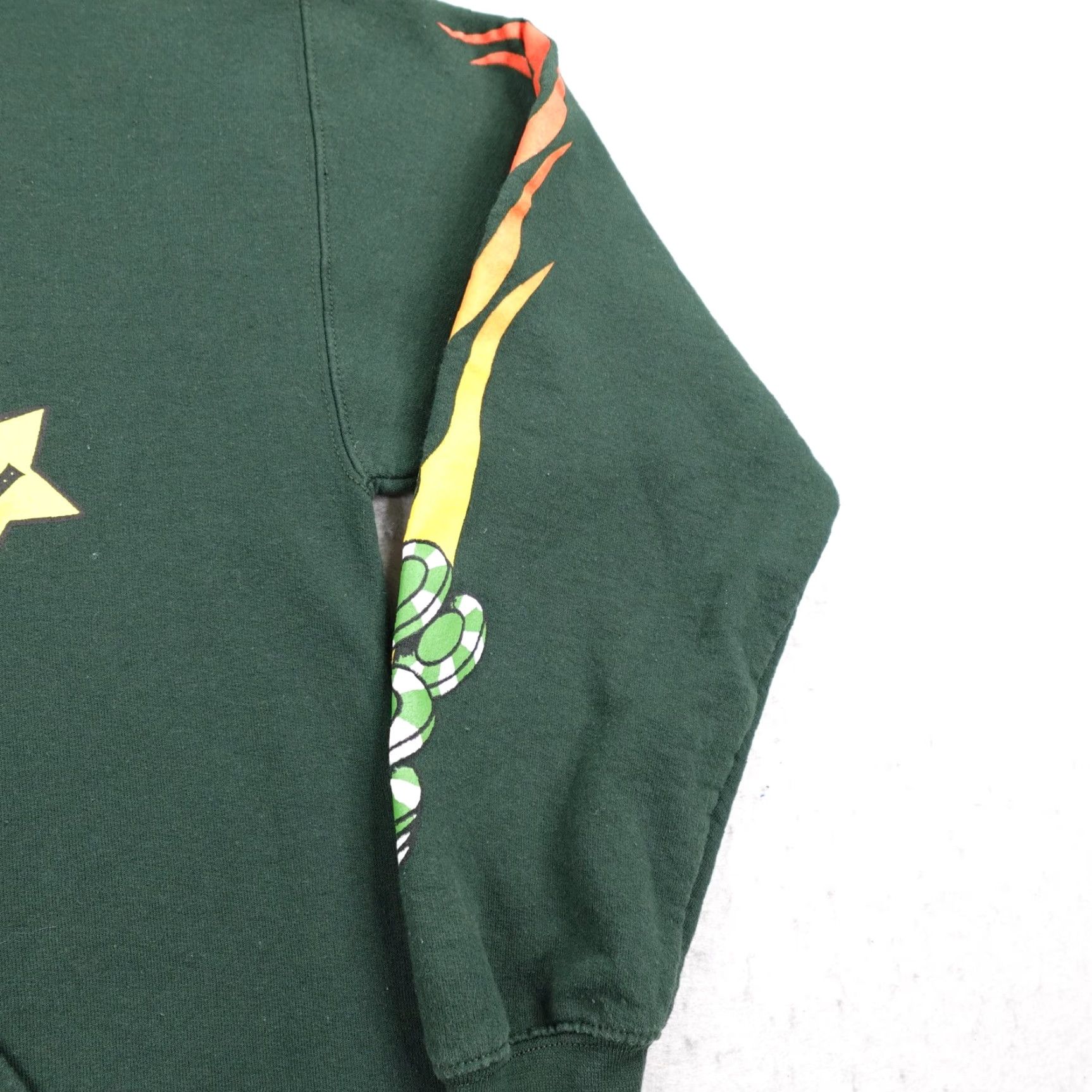 Broken Promises Co. Broken Promises Hoodie Mens Medium Green Full Zip Graphic Print Casino Poker Flames Size US M / EU 48-50 / 2 - 5 Thumbnail