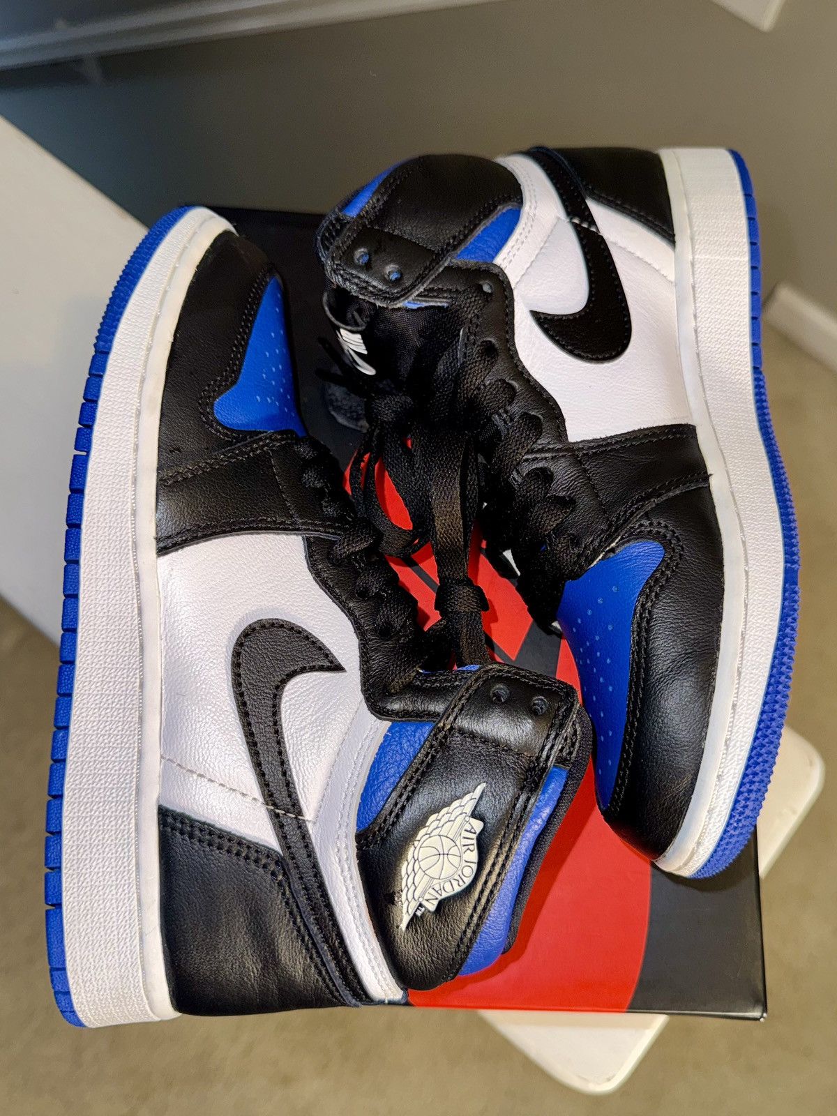 Nike Jordan 1 Retro High - Royal Toe Size US 6 / EU 39 - 4 Thumbnail