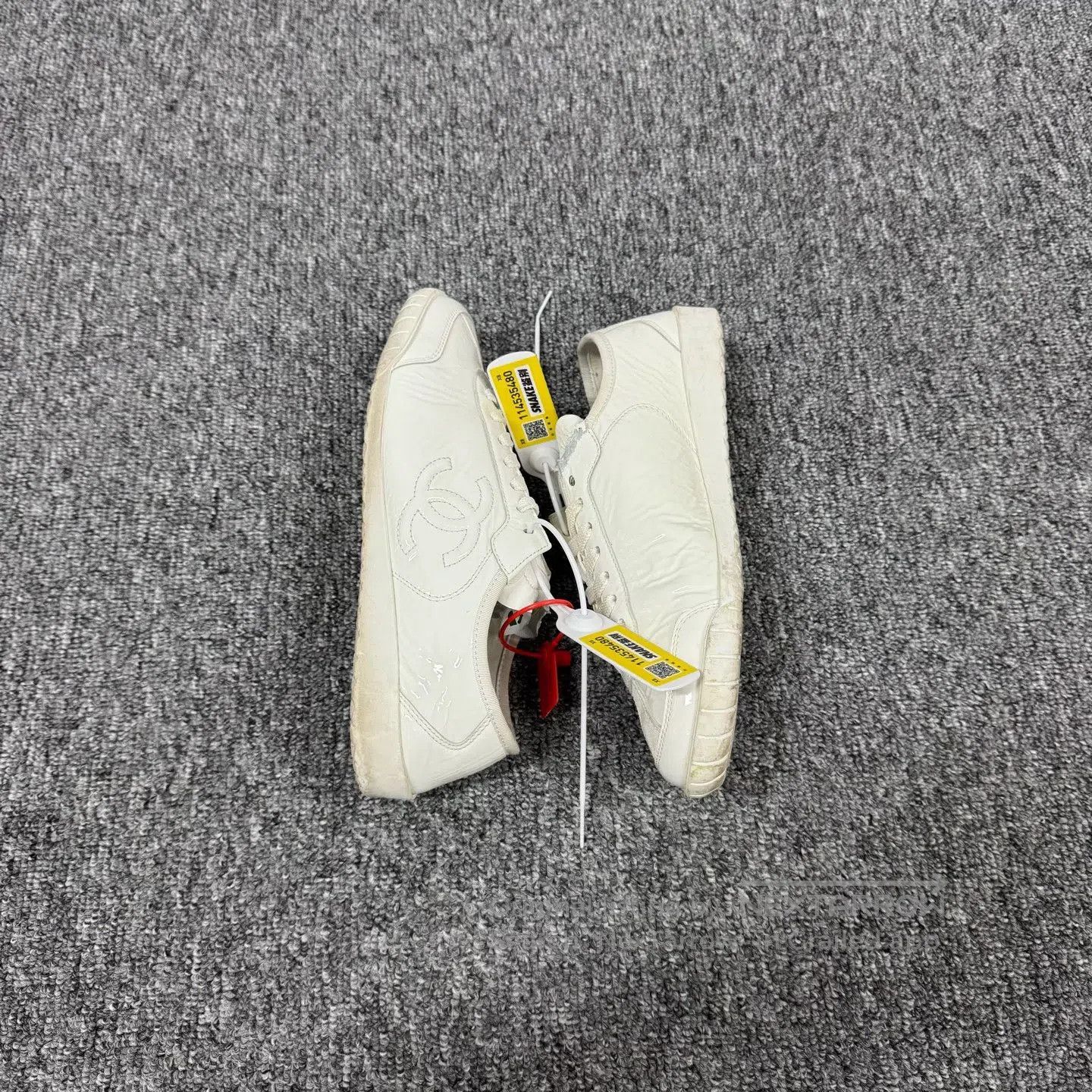 Other Chanel White shoes with a double C logo and a thin sole – Size US 6.5 / IT 36.5 - 4 Thumbnail