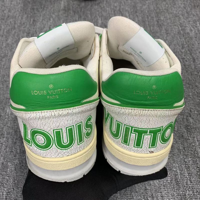 Louis Vuitton Louis Vuitton Classic Low-Top Trainer in White Green Size US 8 / IT 38 - 3 Thumbnail