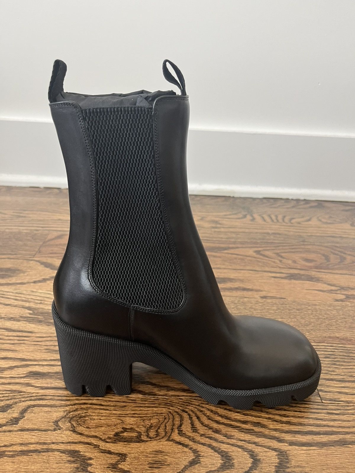 Burberry Burberry Leather Stride Chelsea Boots Size US 8.5 / IT 38.5 - 10 Thumbnail