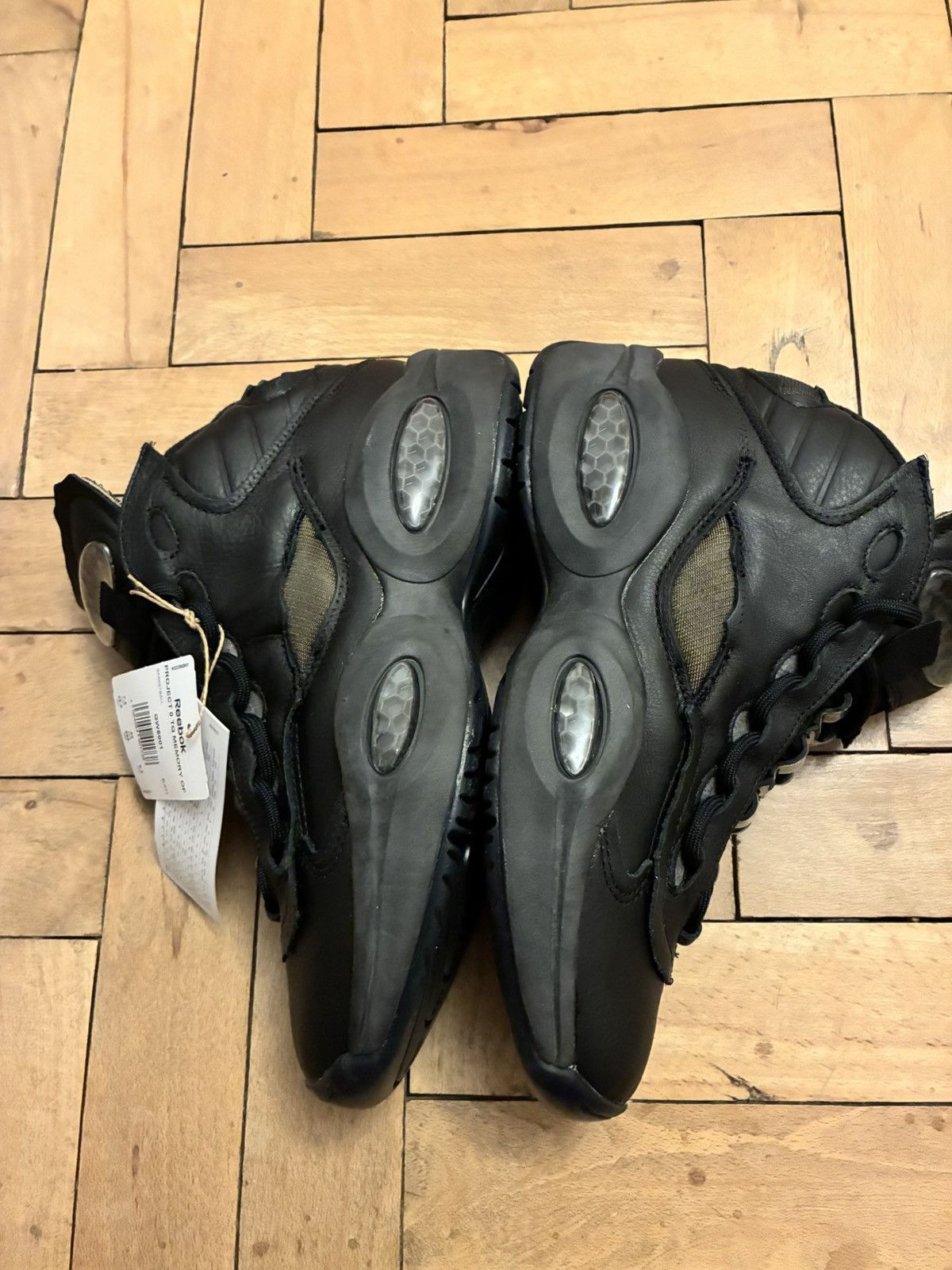 Maison Margiela × Reebok Maison Margiela x Reebok Project 0 TQ memory of Size US 7.5 / EU 40-41 - 6 Thumbnail