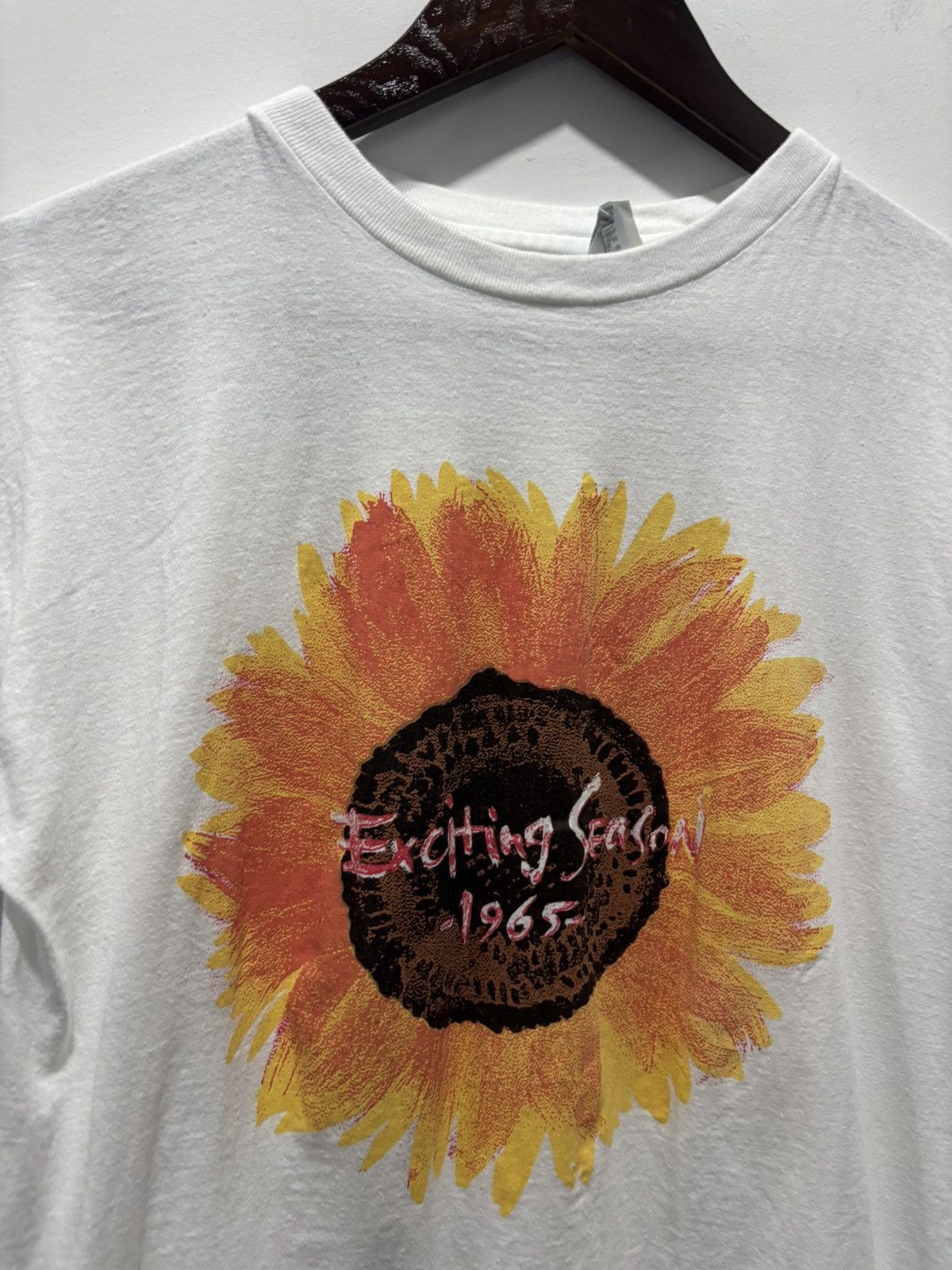 Vintage Vintage Exciting Seasons Tshirt Size US M / EU 48-50 / 2 - 2 Thumbnail