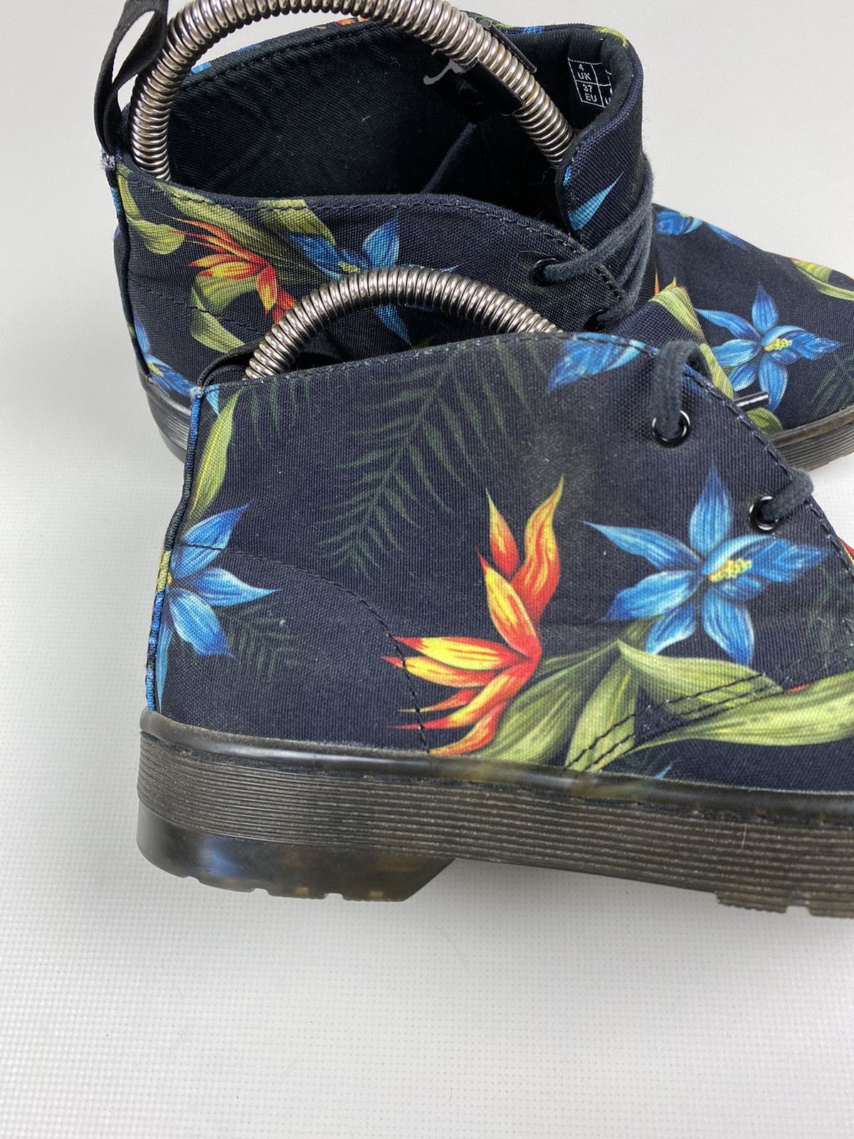 Dr. Martens Dr. Martens Daytona ladies floral pattern shoes boots Size US 6 / IT 36 - 7 Thumbnail