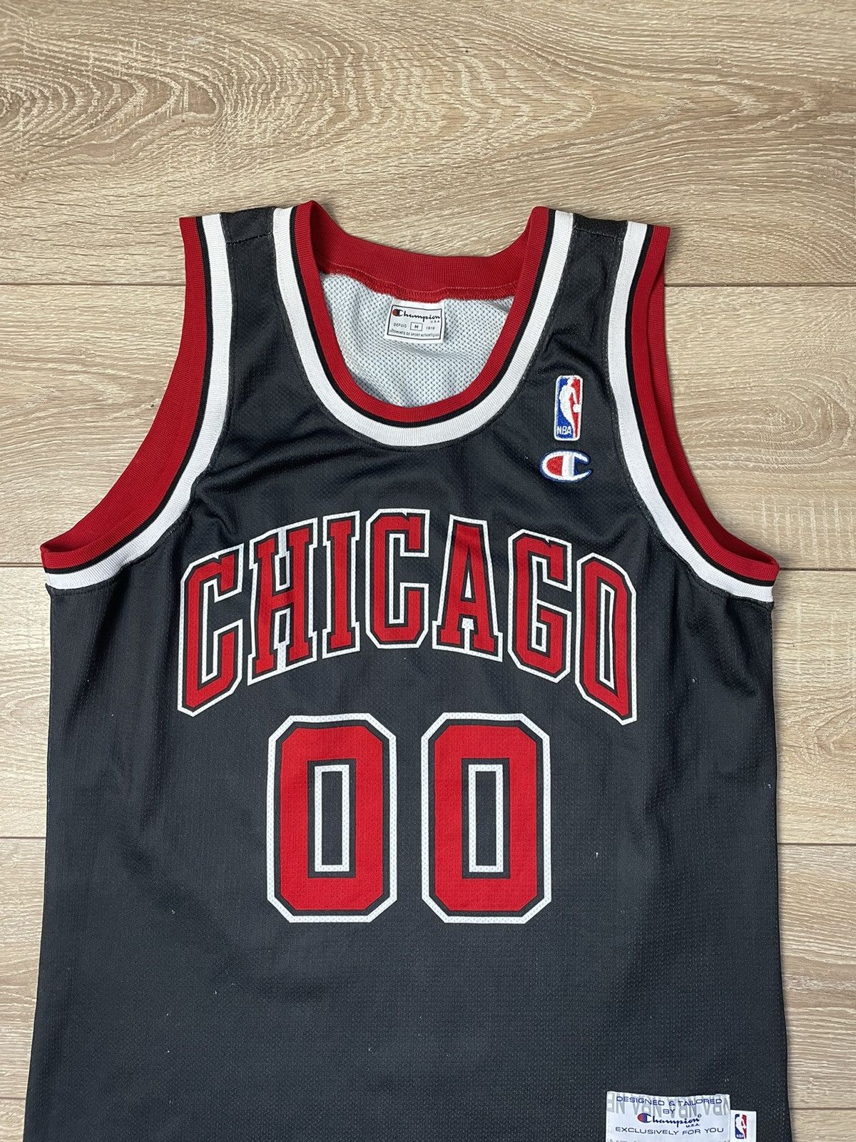 Champion 🔥Rare Exclusive Champion Chicago Bulls Jersey 00 M NBA Size US M / EU 48-50 / 2 - 2 Thumbnail