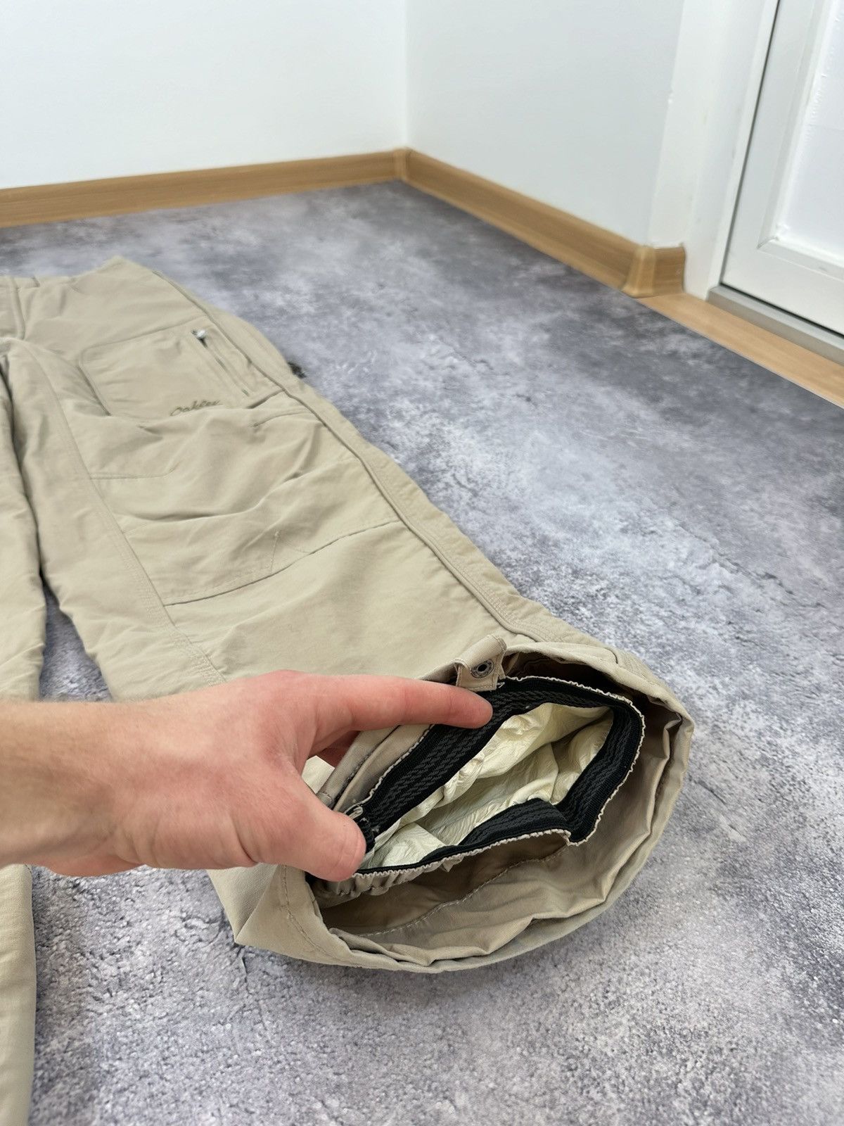 Oakley Vintage Oakley Ski Snowboarding Shell Hype Gorpcore Pants Size US 29 - 6 Thumbnail