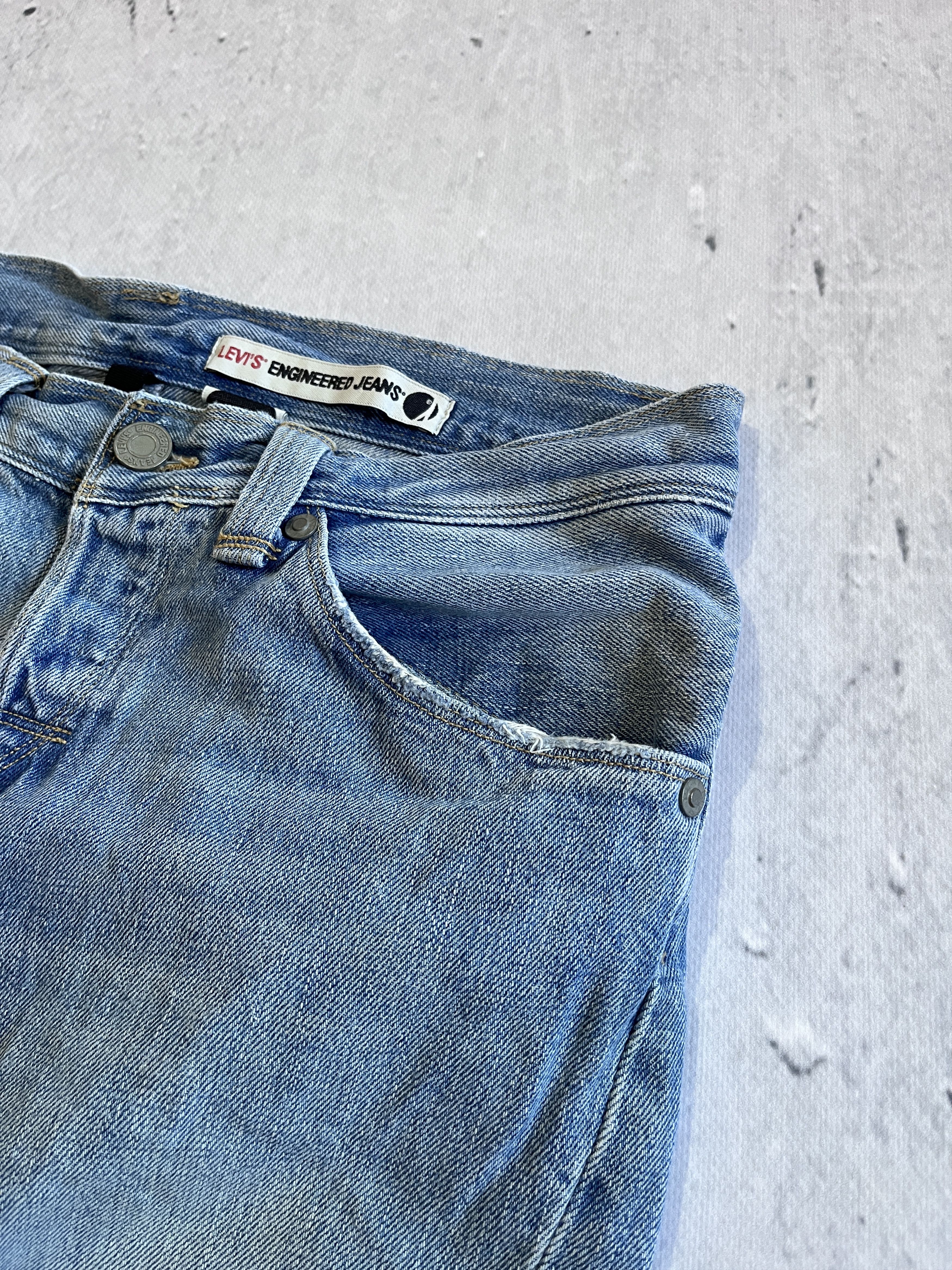 Levi's LEVI'S ENGINEERED JEANS 2006 TWISTED LEG VINTAGE Y2K DENIM Size US 30 / EU 46 - 12 Thumbnail