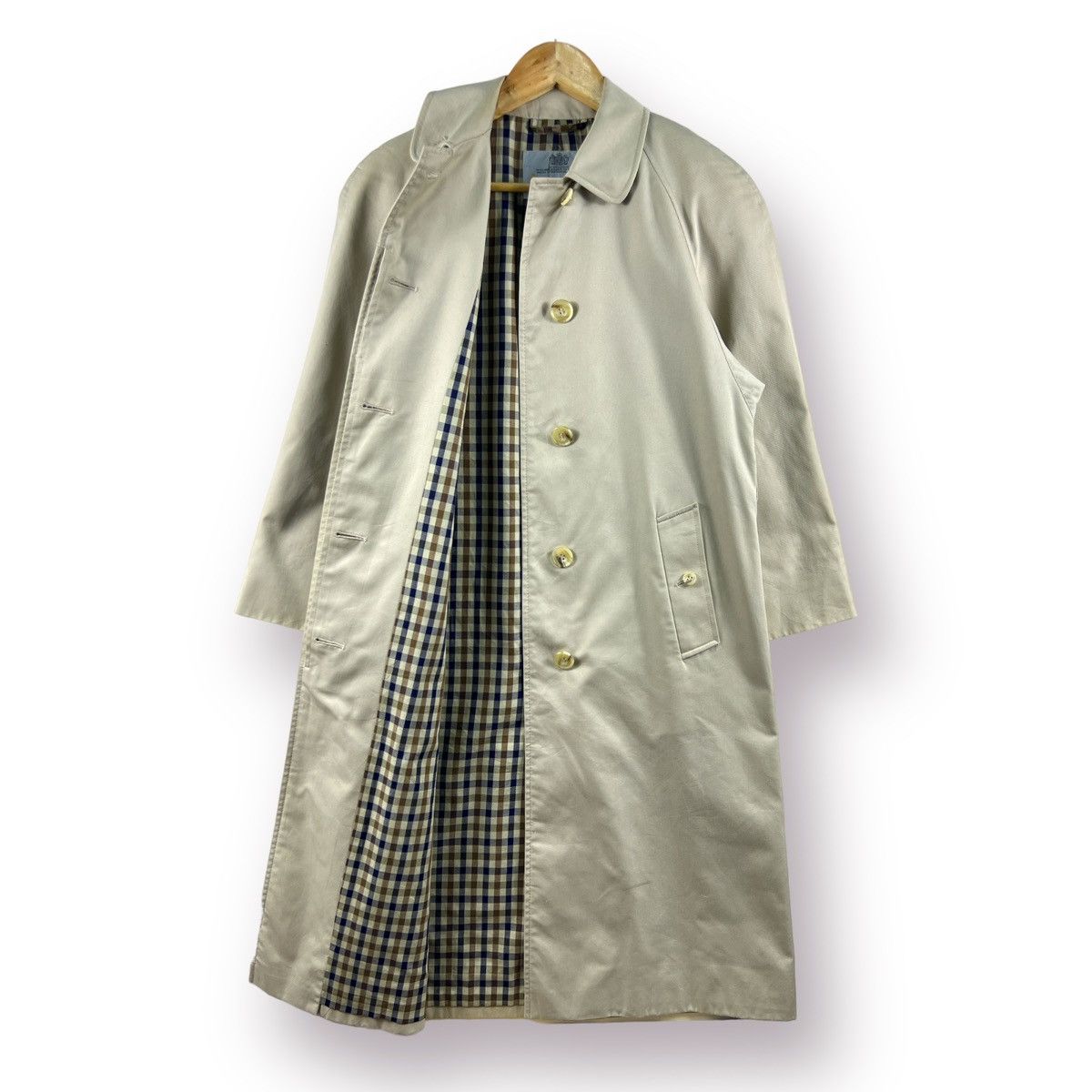 image of Aqua 5 Made In England Aquascutum Longcoat in Beige, Women's (Size Small)