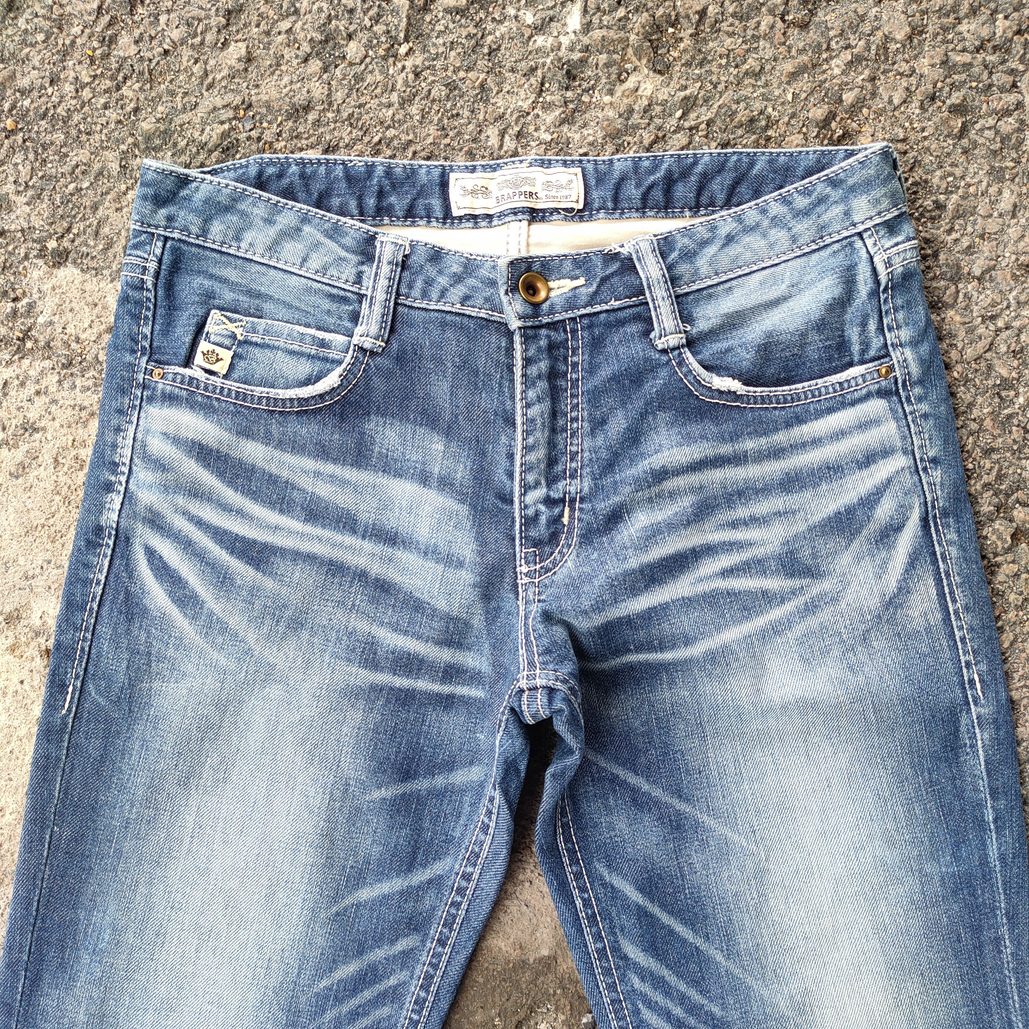 Japanese Brand VINTAGE JAPANESE FADED BLUE JEANS DENIM PANTS Size US 31 - 2 Thumbnail