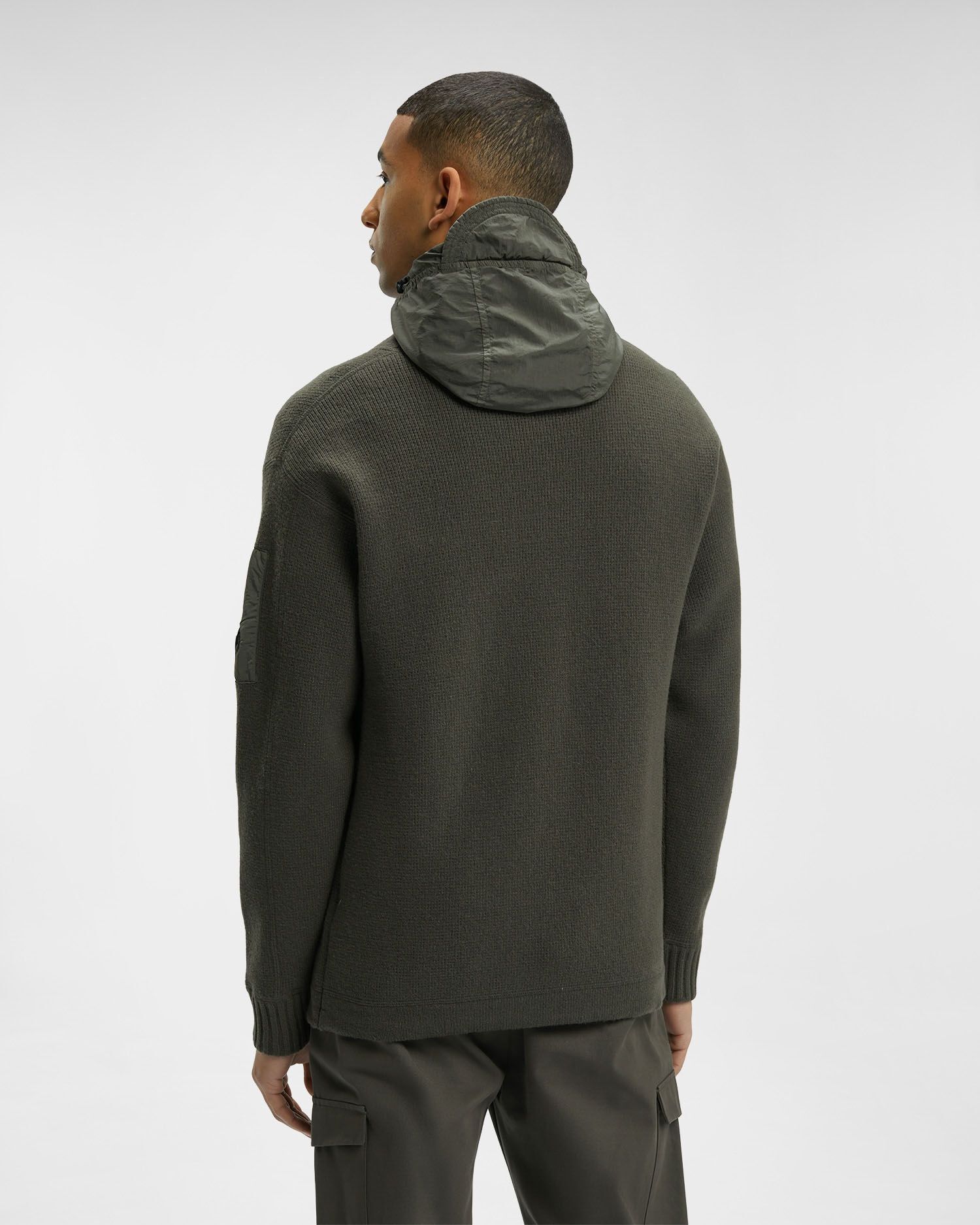 C.P. Company o1y1224 Hooded Sweater in Military Green Size US L / EU 52-54 / 3 - 5 Thumbnail
