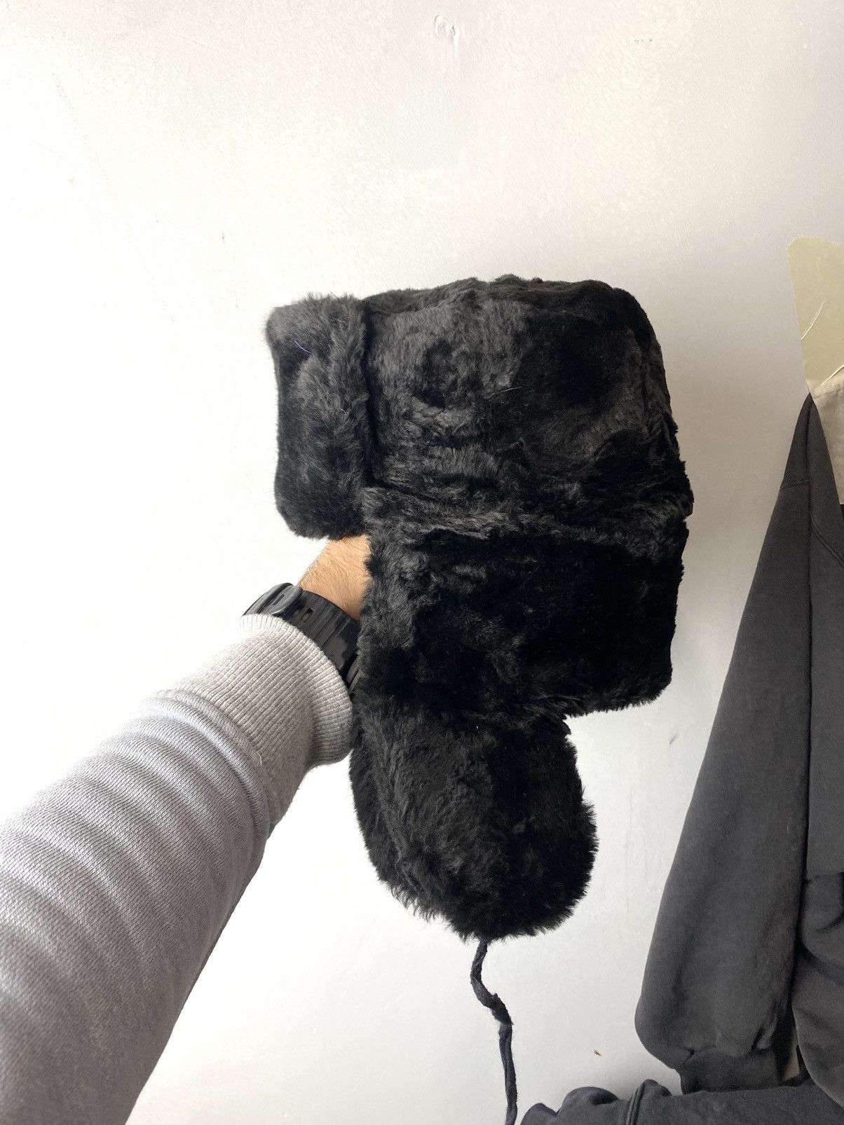 Vintage Vintage Soviet Era Black Fur Ushanka Trapper Hat Winter Size ONE SIZE - 8 Thumbnail
