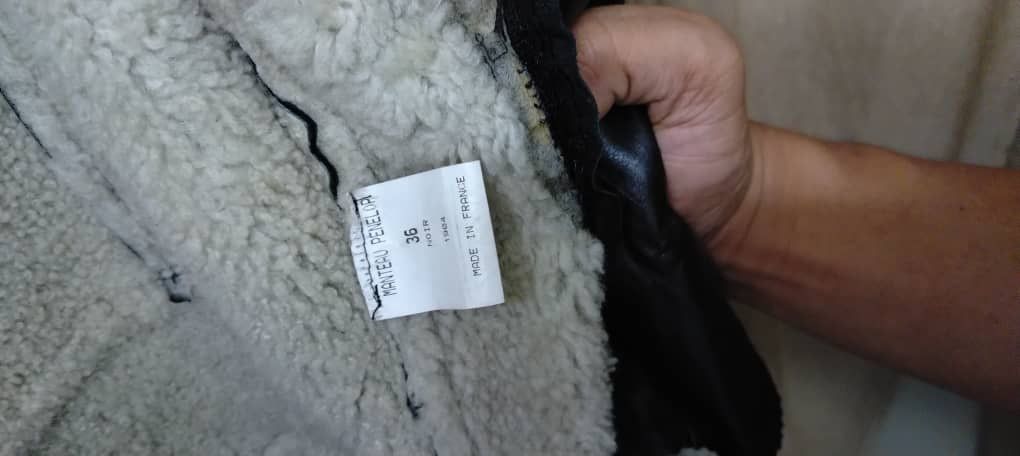 Vintage Ventcouvert black lambskin and Toscana shearling long coat. Size XS / US 0-2 / IT 36-38 - 6 Thumbnail